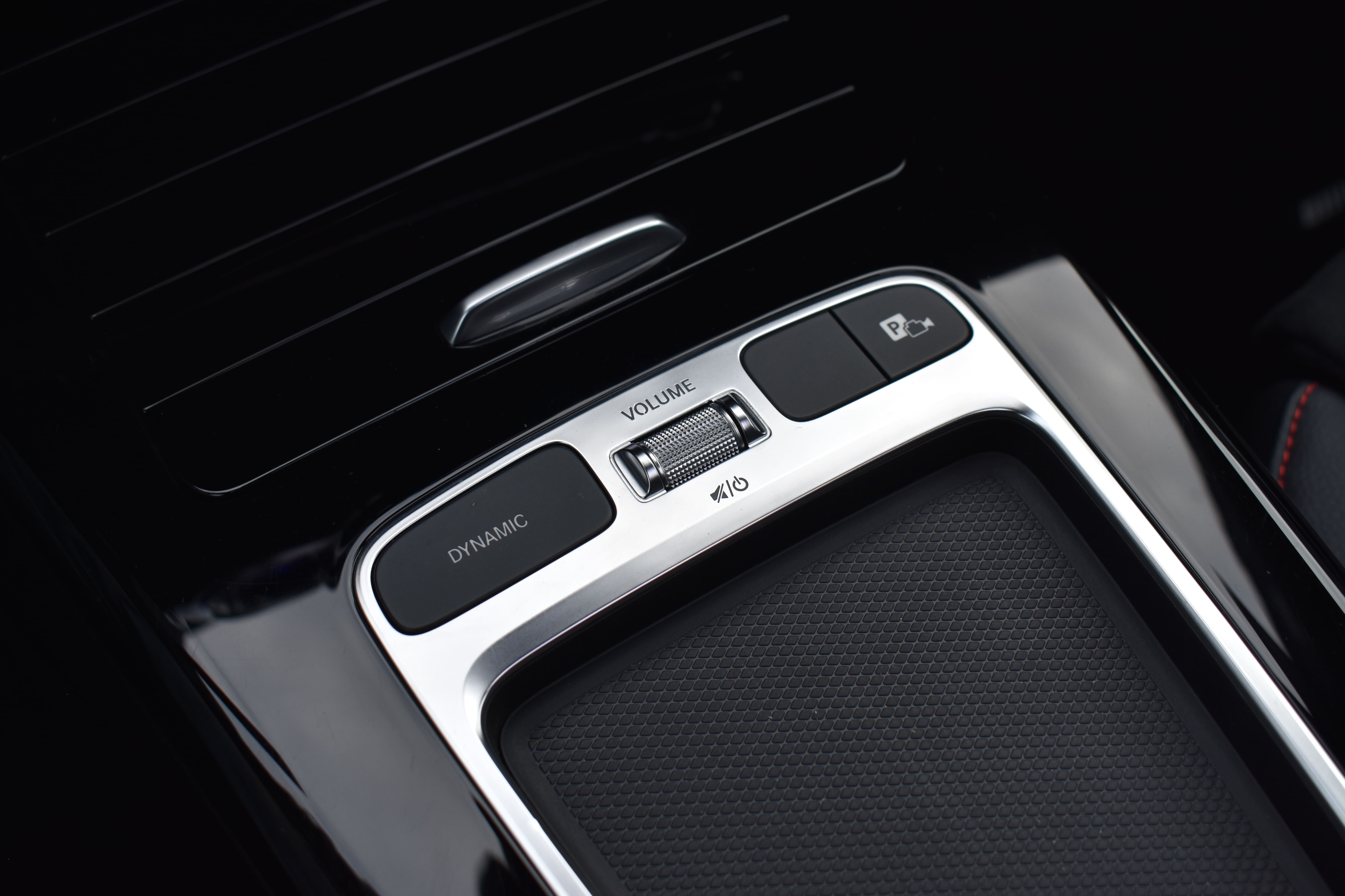 Vehicle gallery image 26