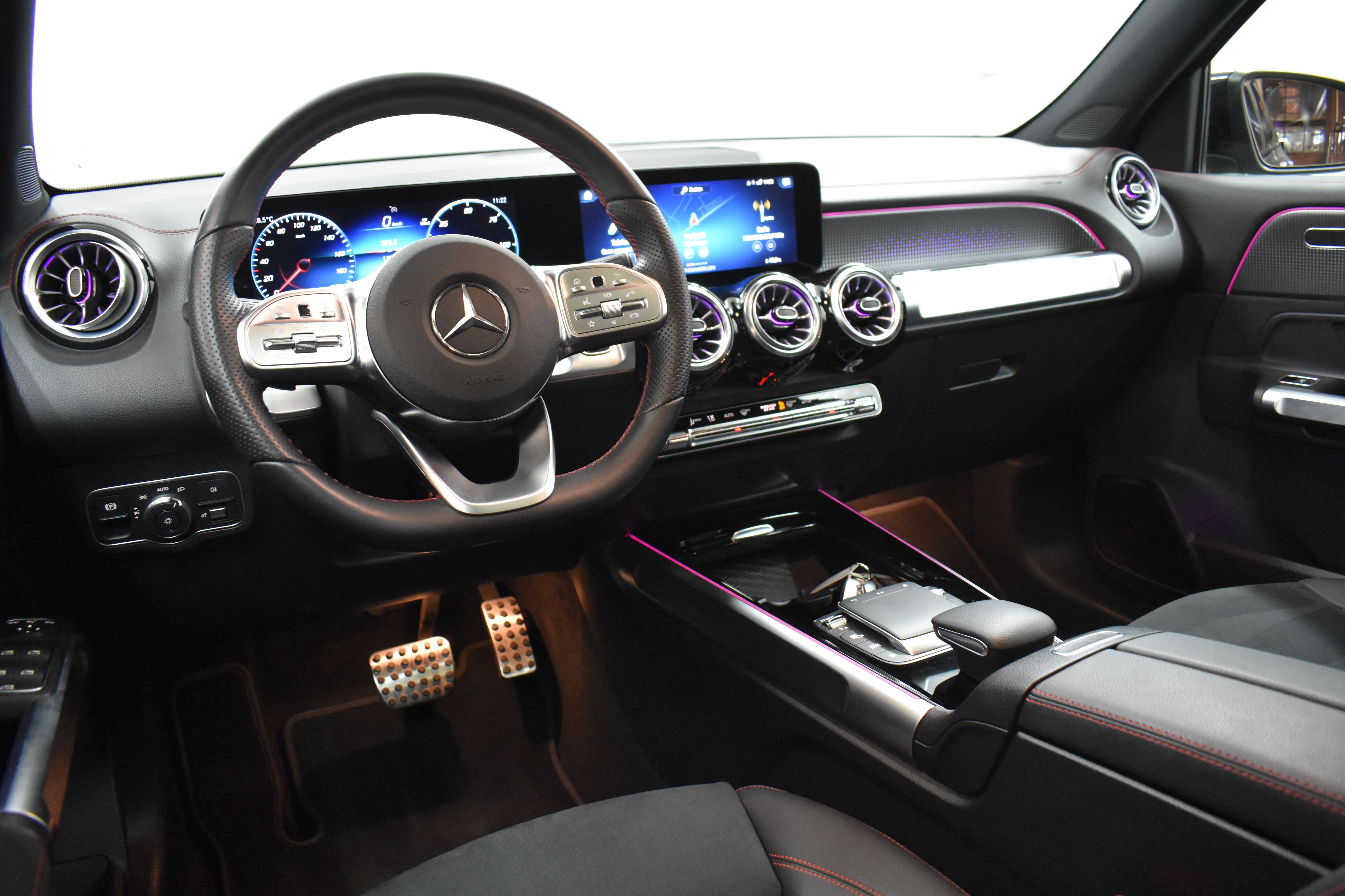 Vehicle gallery image 7
