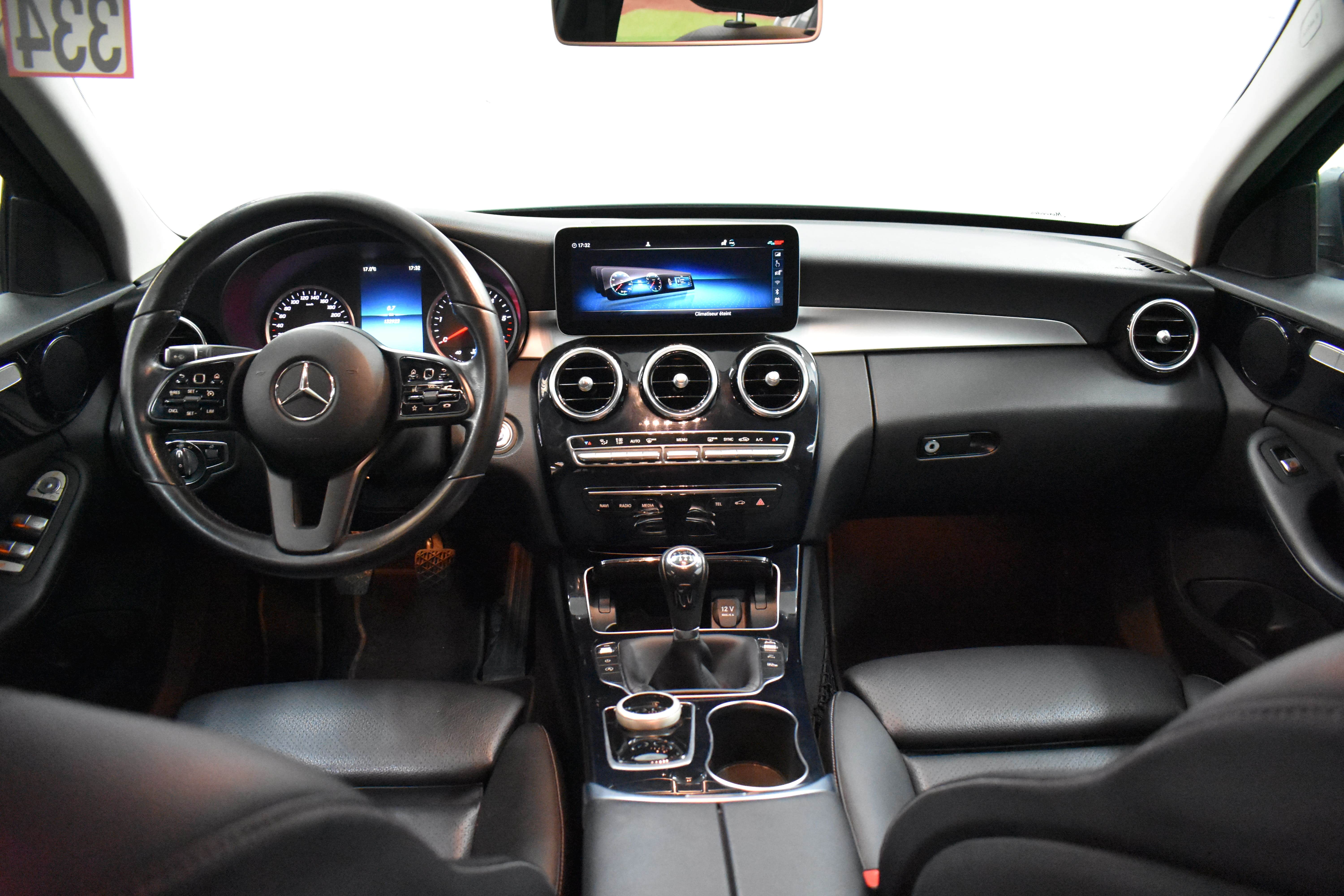 Vehicle gallery image 6