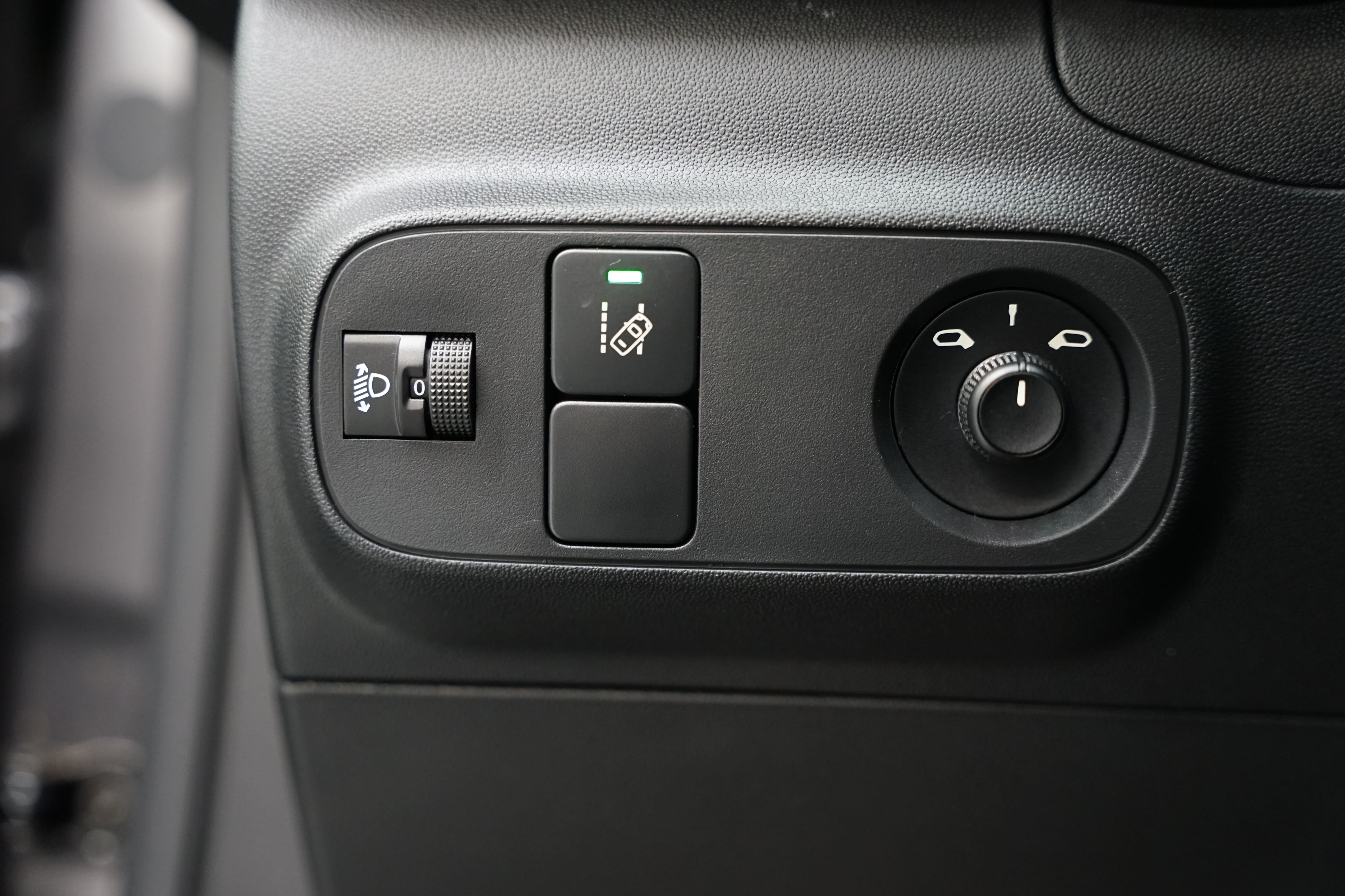 Vehicle gallery image 18
