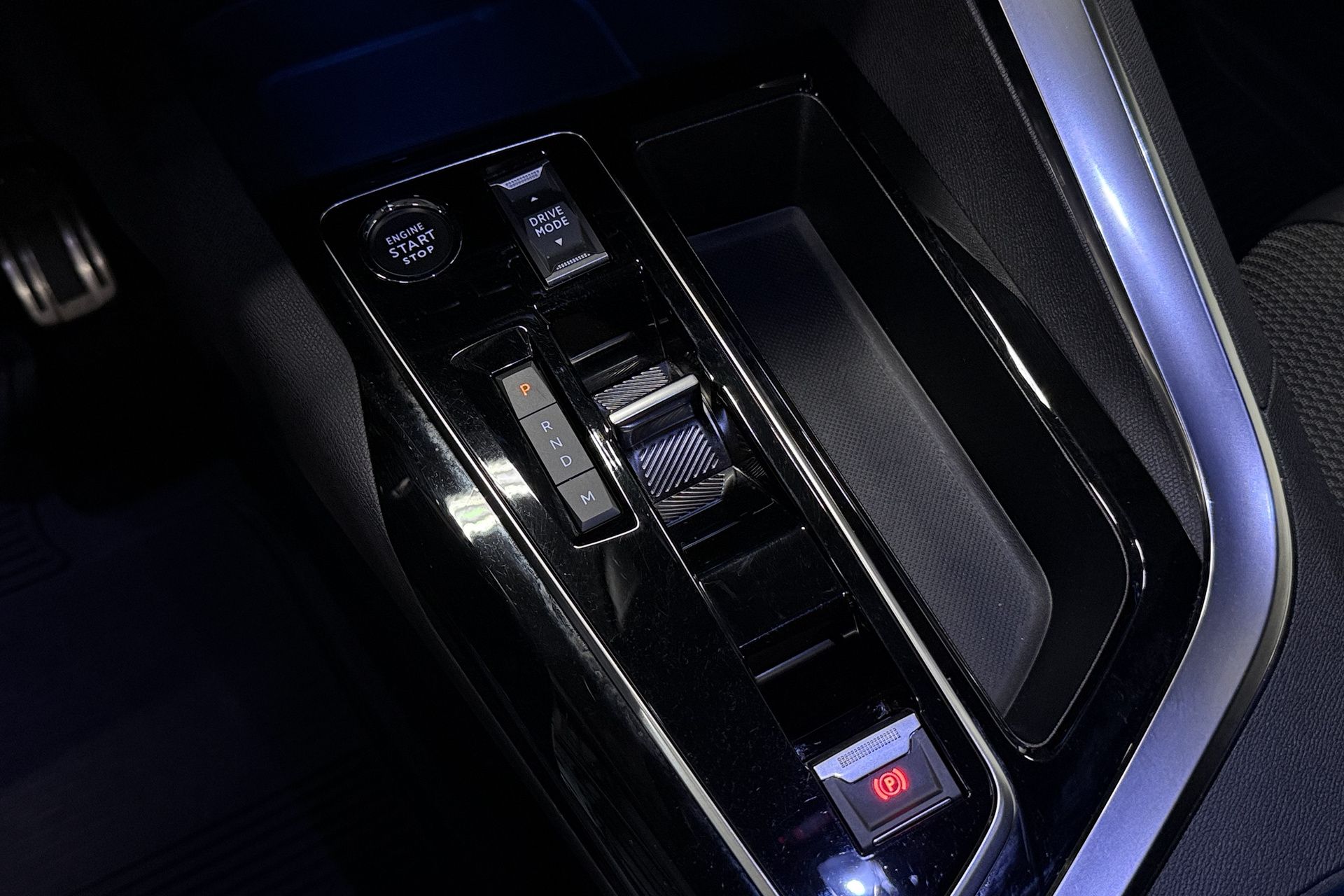 Vehicle gallery image 39