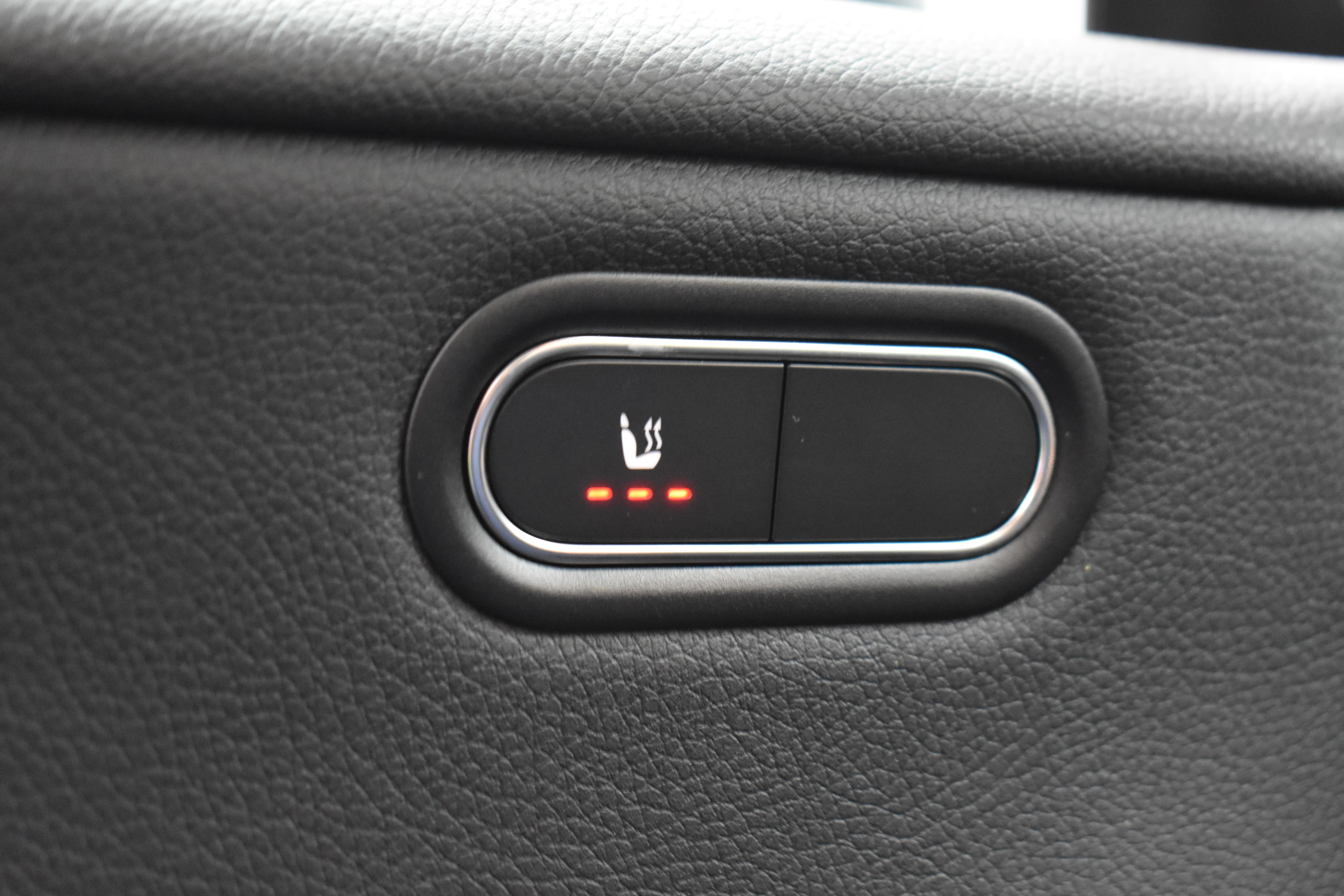 Vehicle gallery image 8