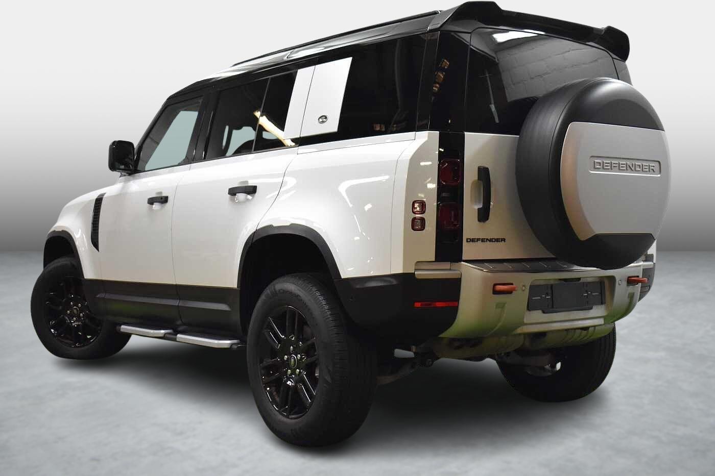 Vehicle gallery image 3
