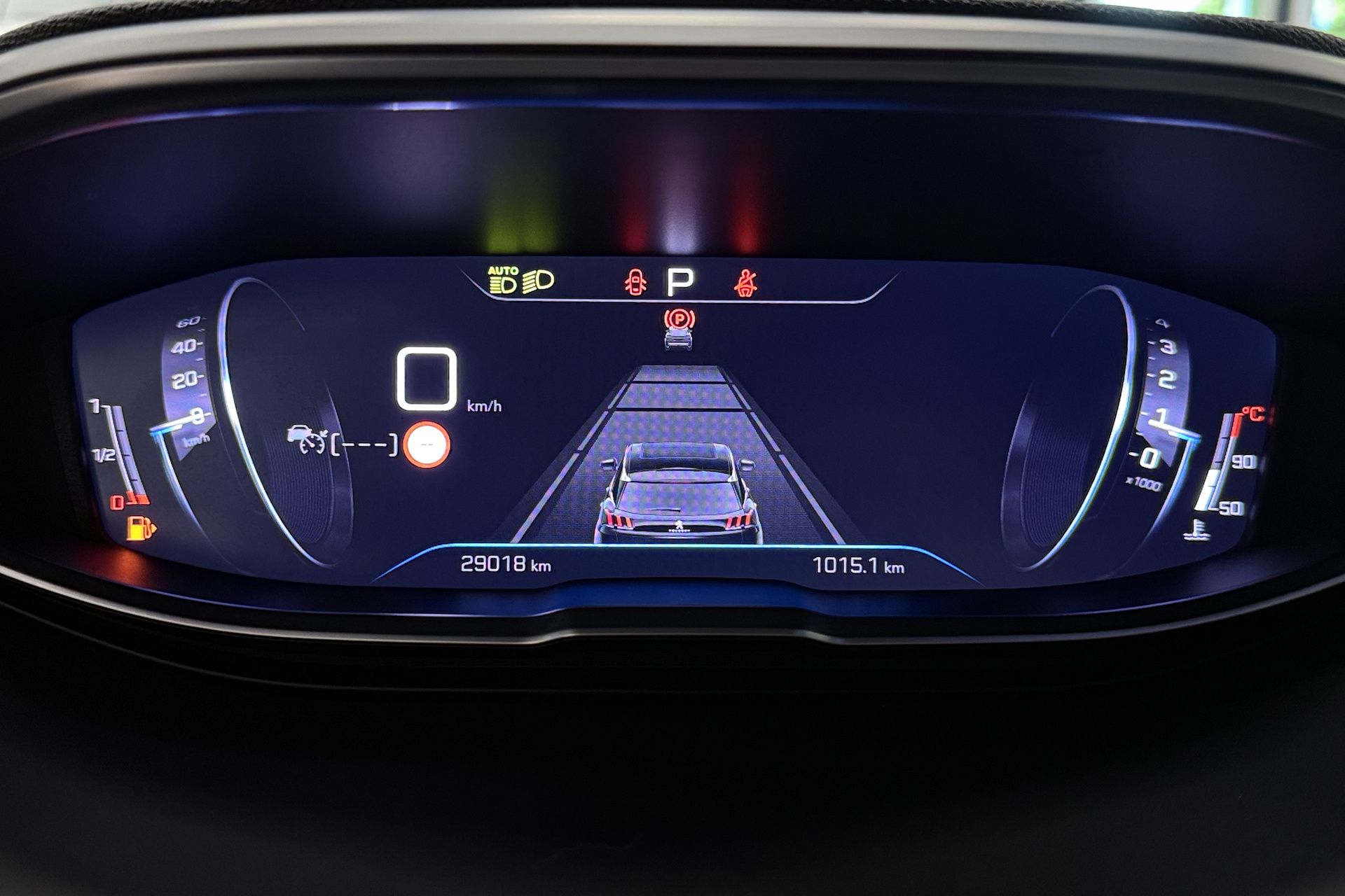 Vehicle gallery image 21