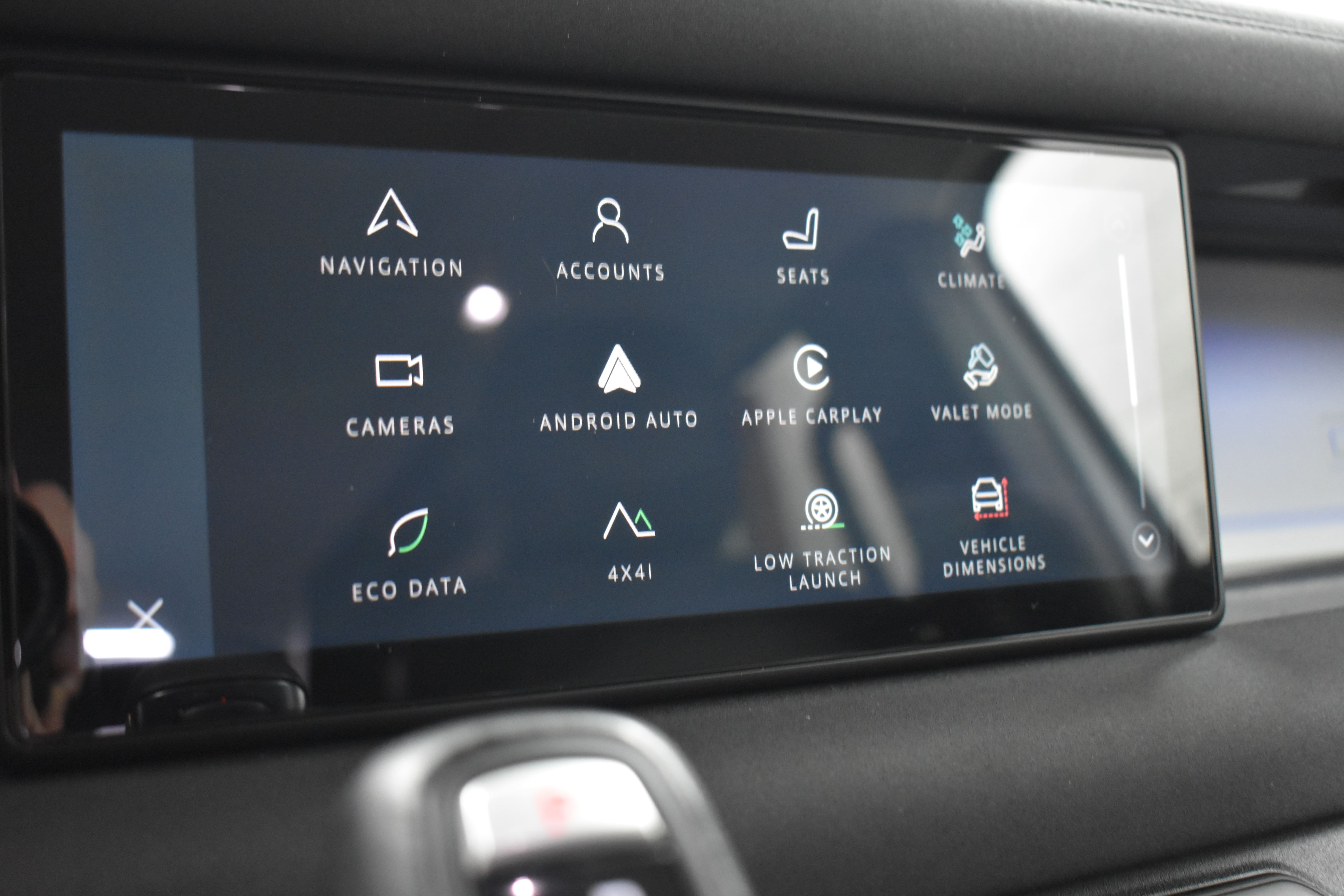 Vehicle gallery image 28
