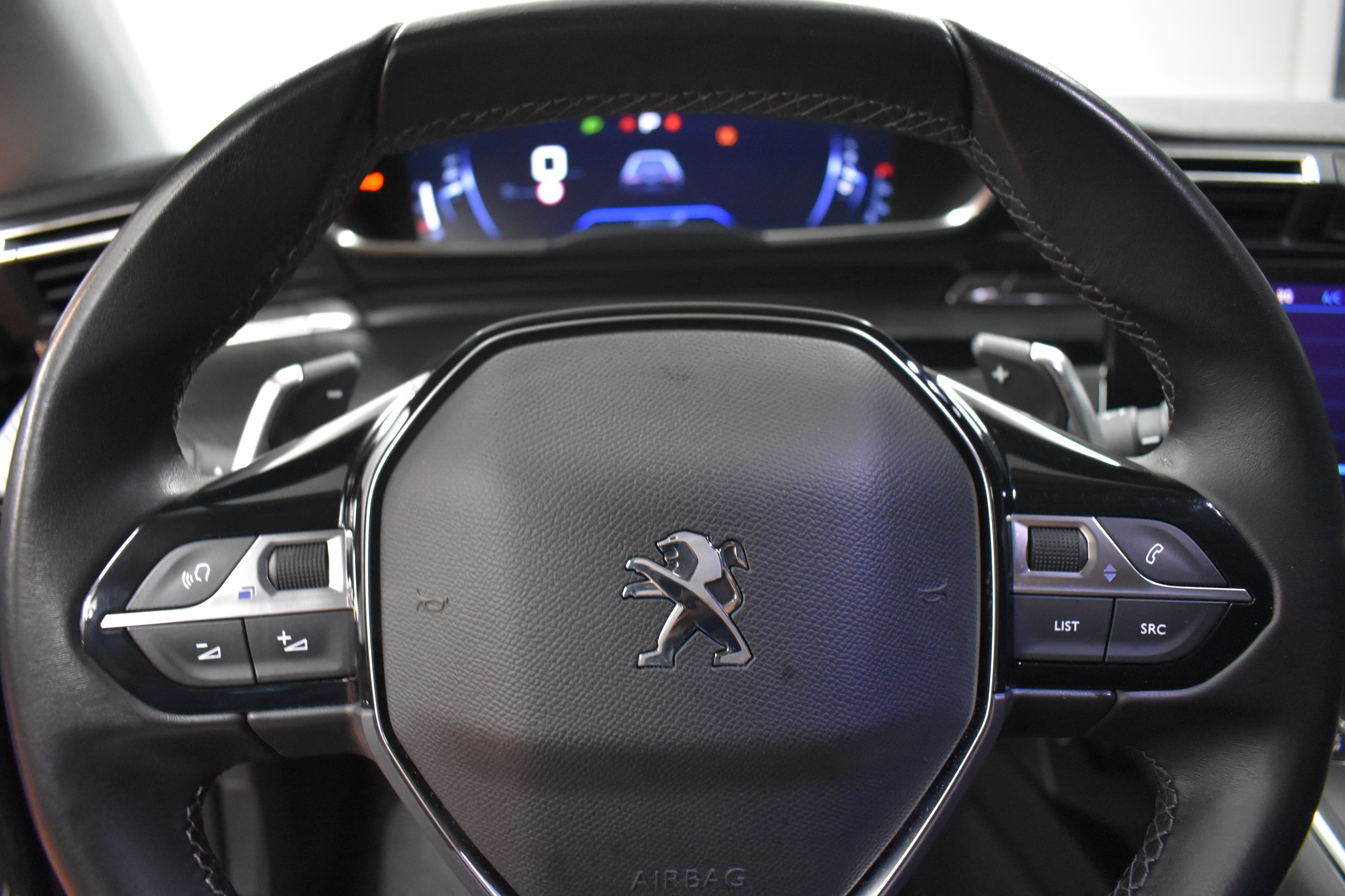 Vehicle gallery image 7