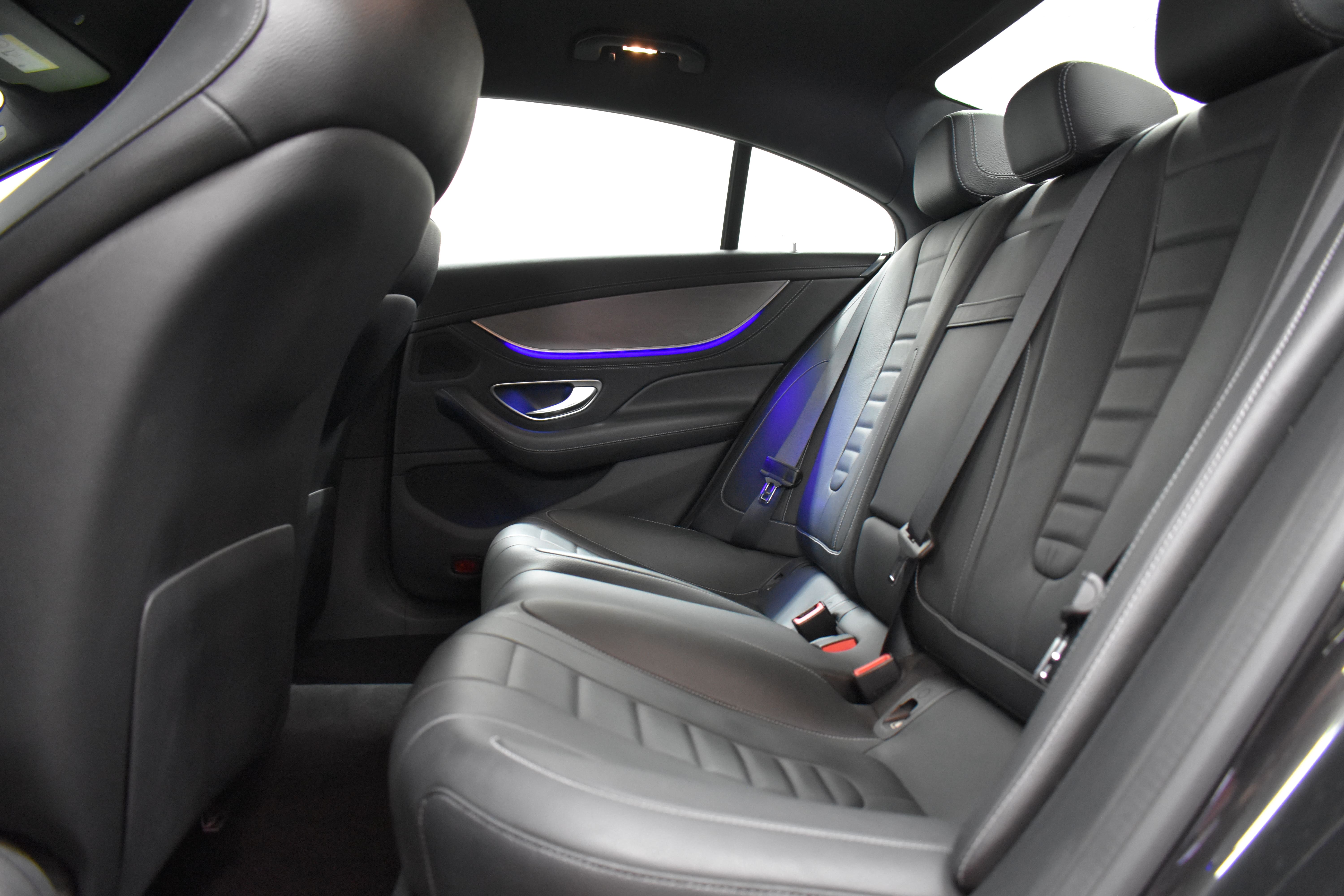 Vehicle gallery image 6
