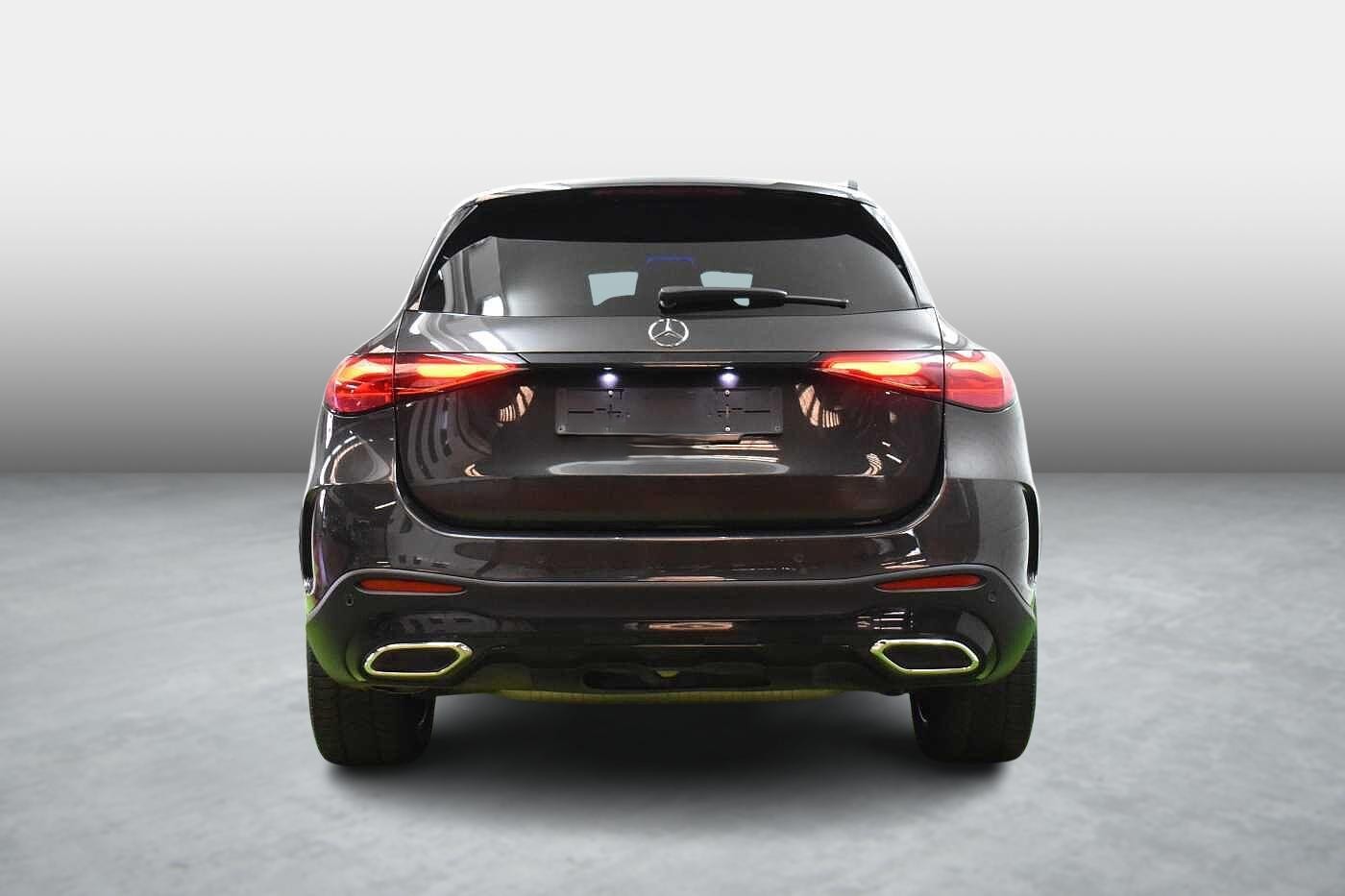 Vehicle gallery image 5
