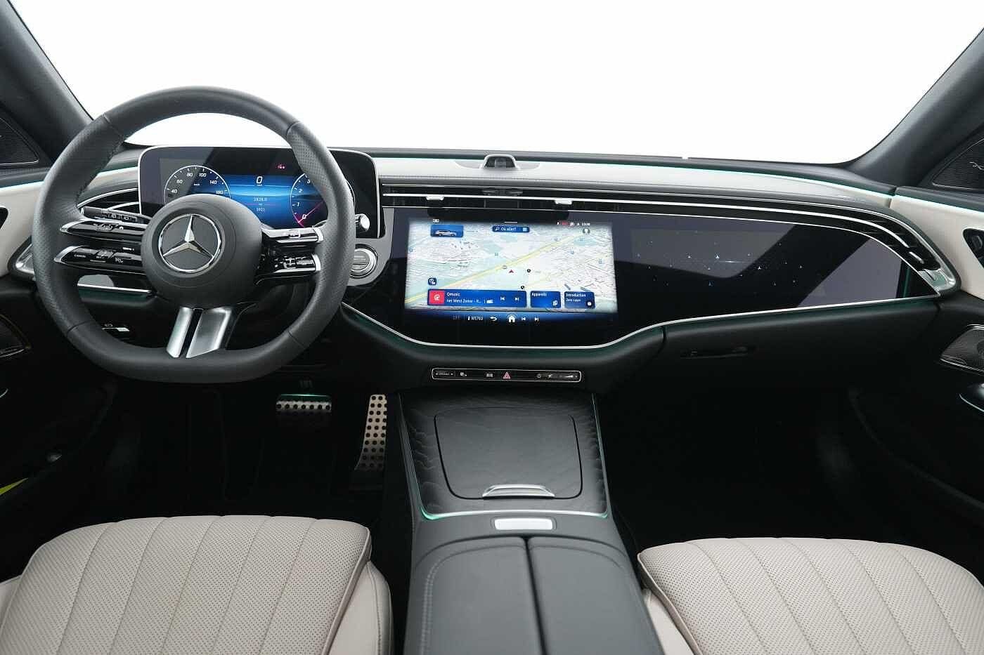 Vehicle gallery image 9