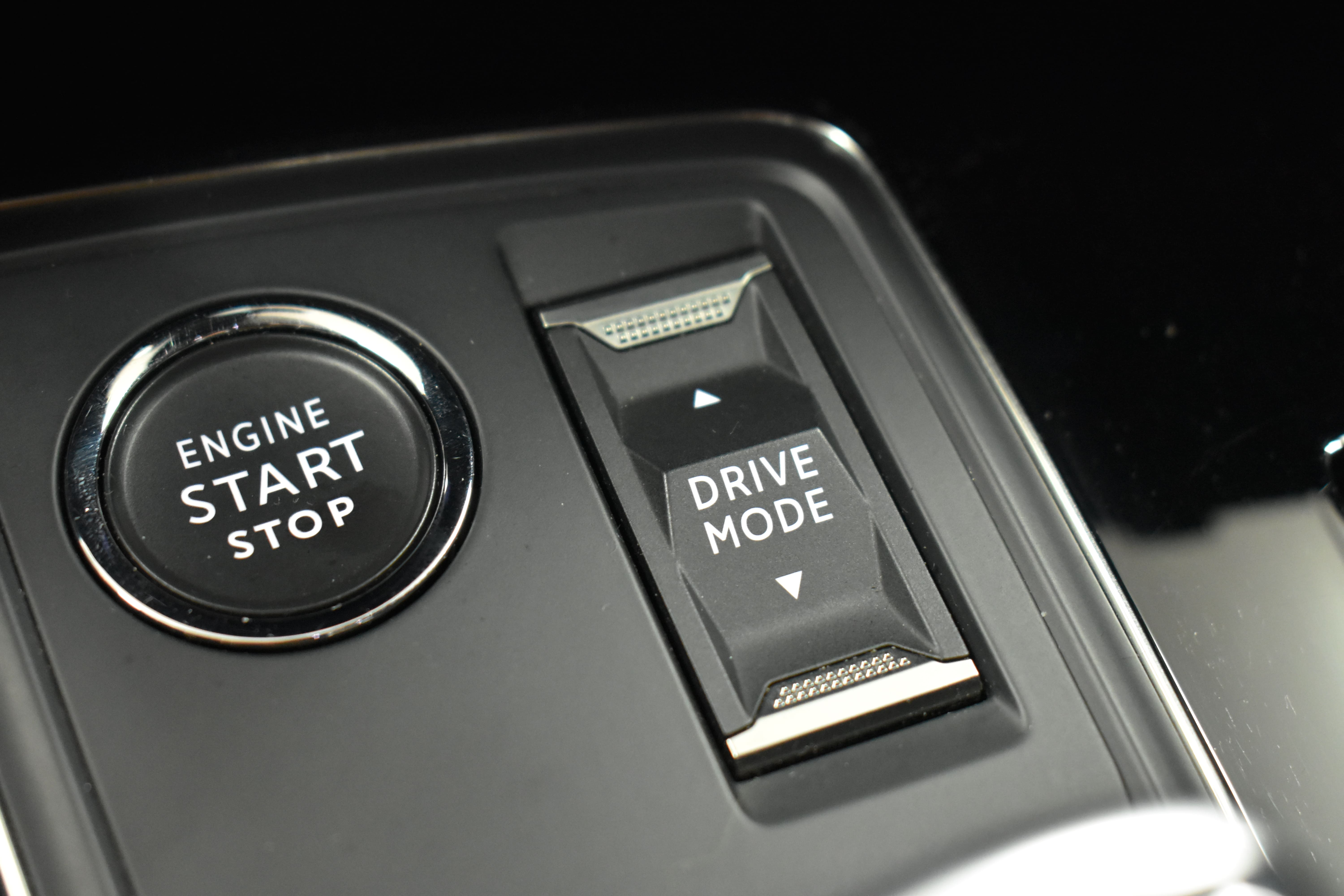 Vehicle gallery image 13