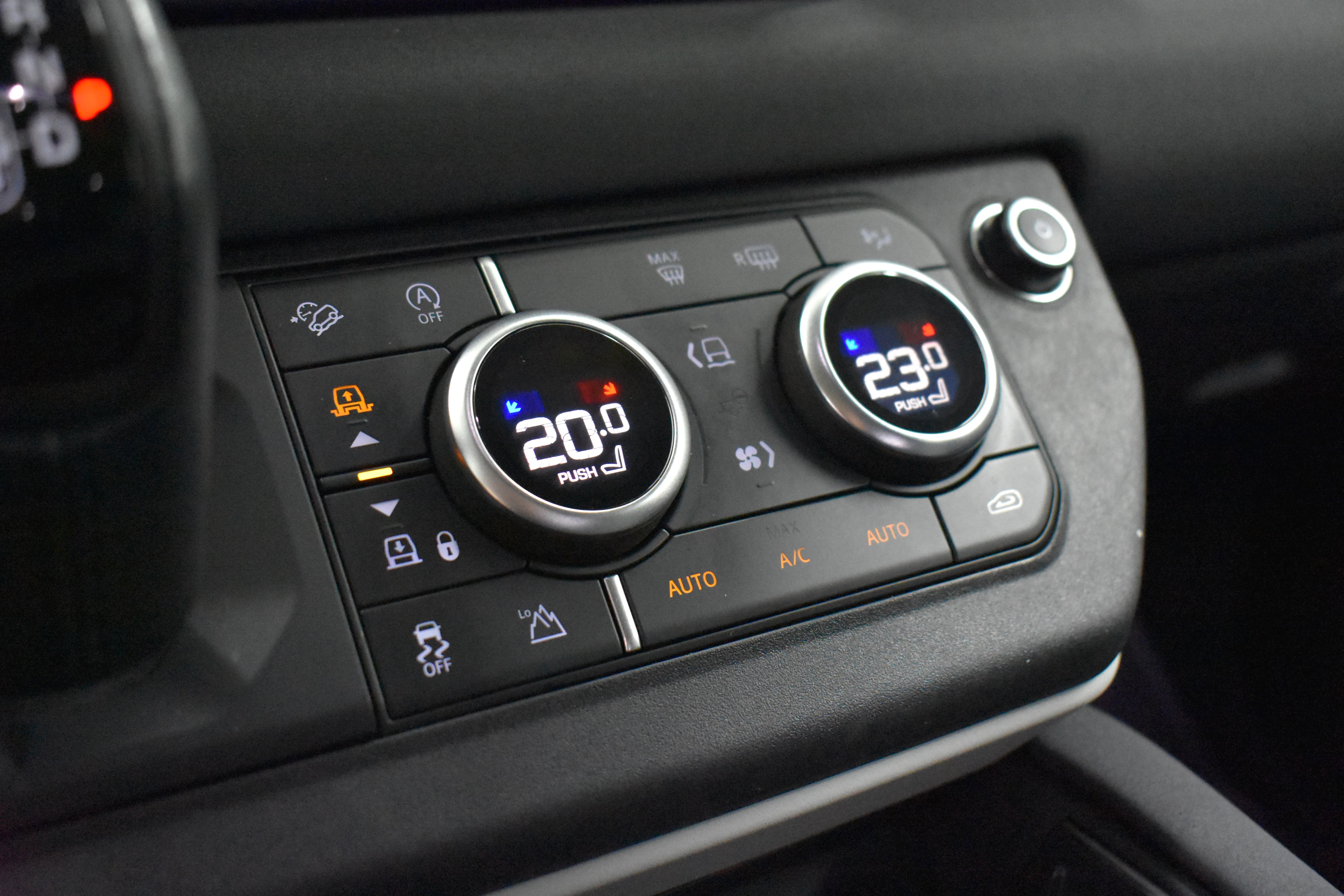 Vehicle gallery image 15