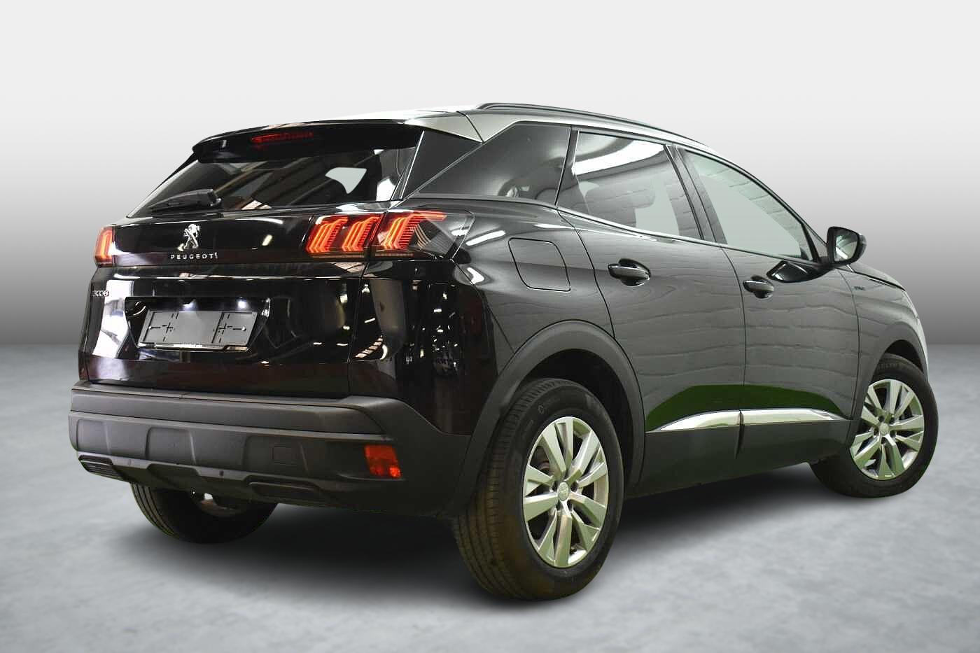 Vehicle gallery image 4