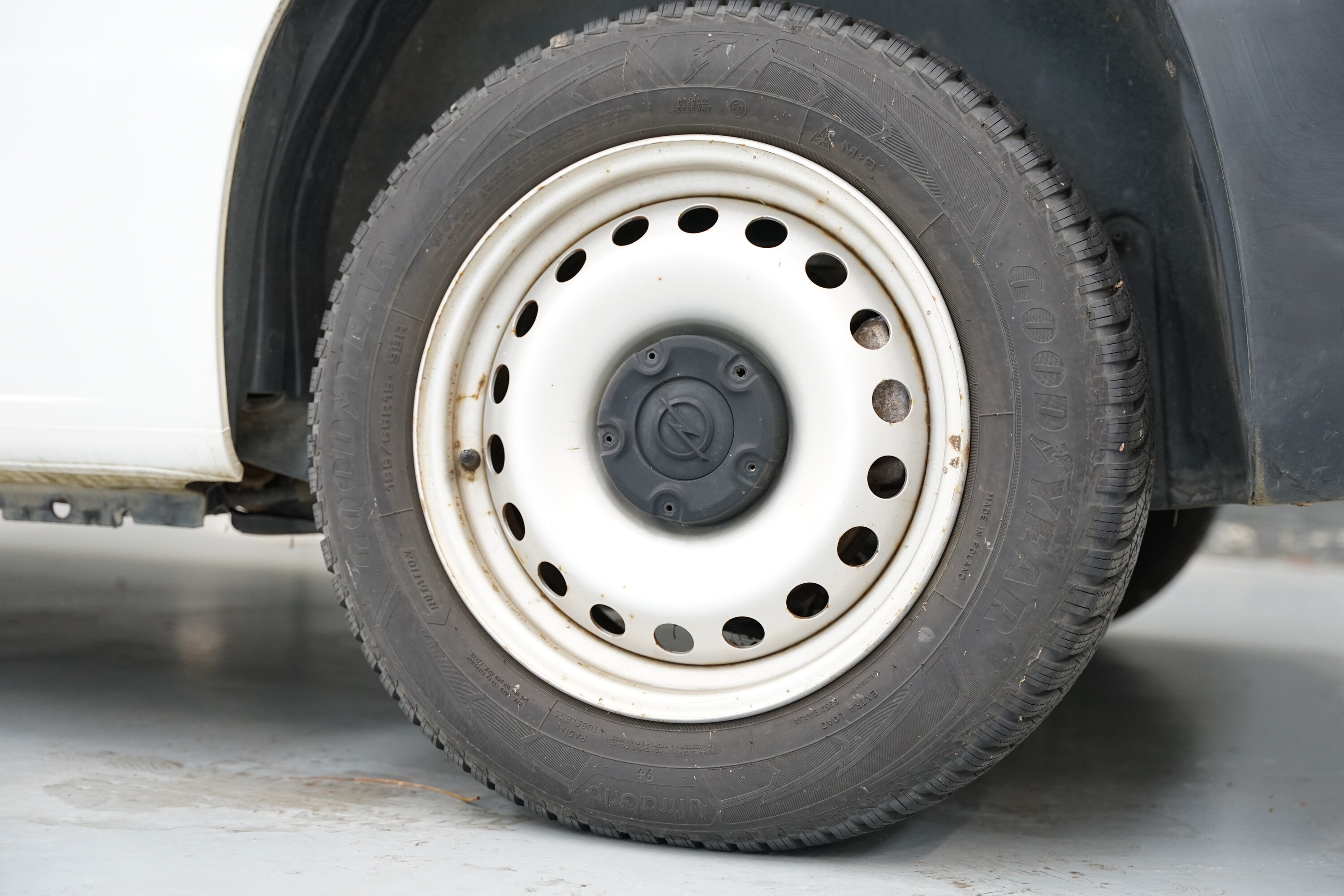 Vehicle gallery image 7