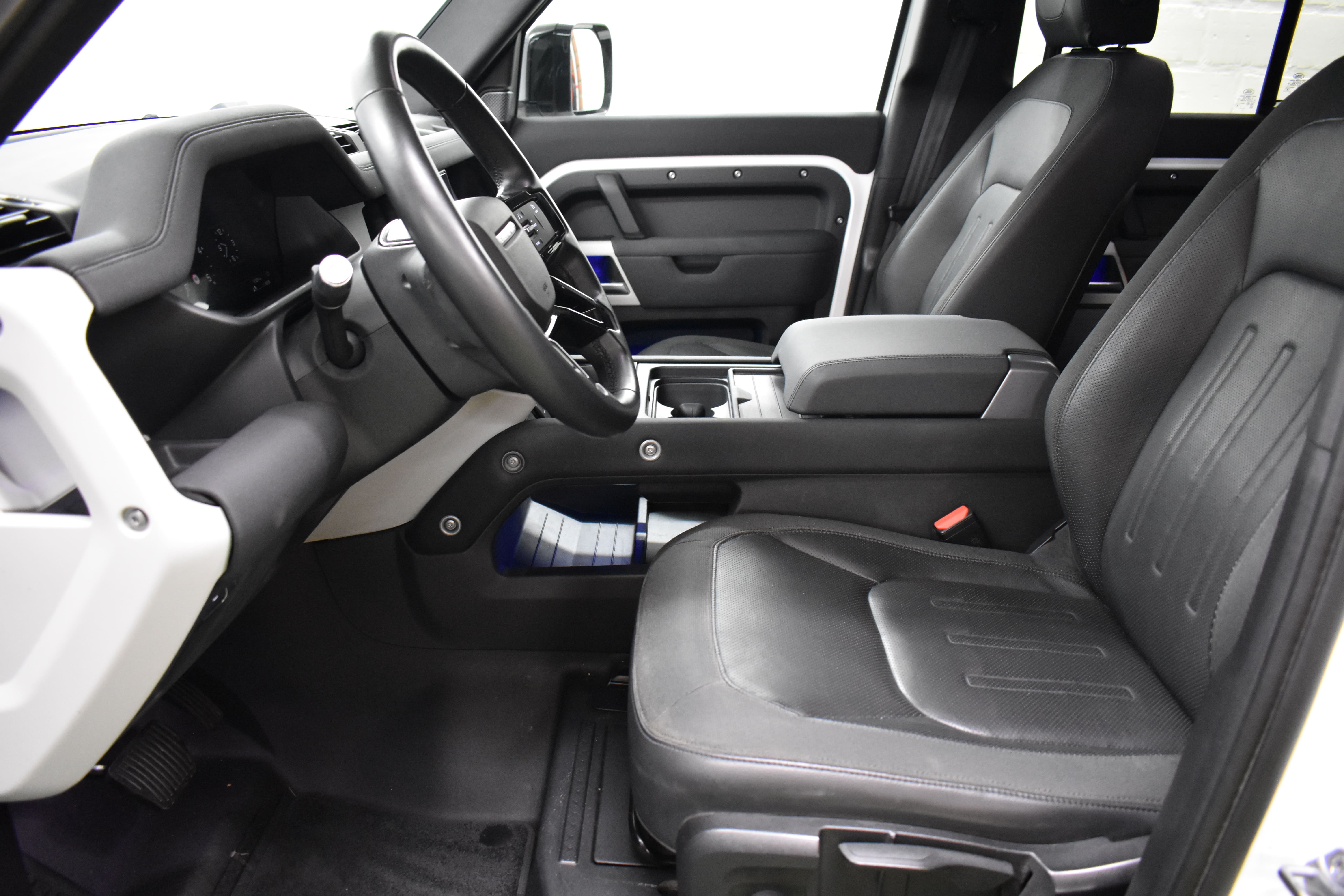 Vehicle gallery image 13