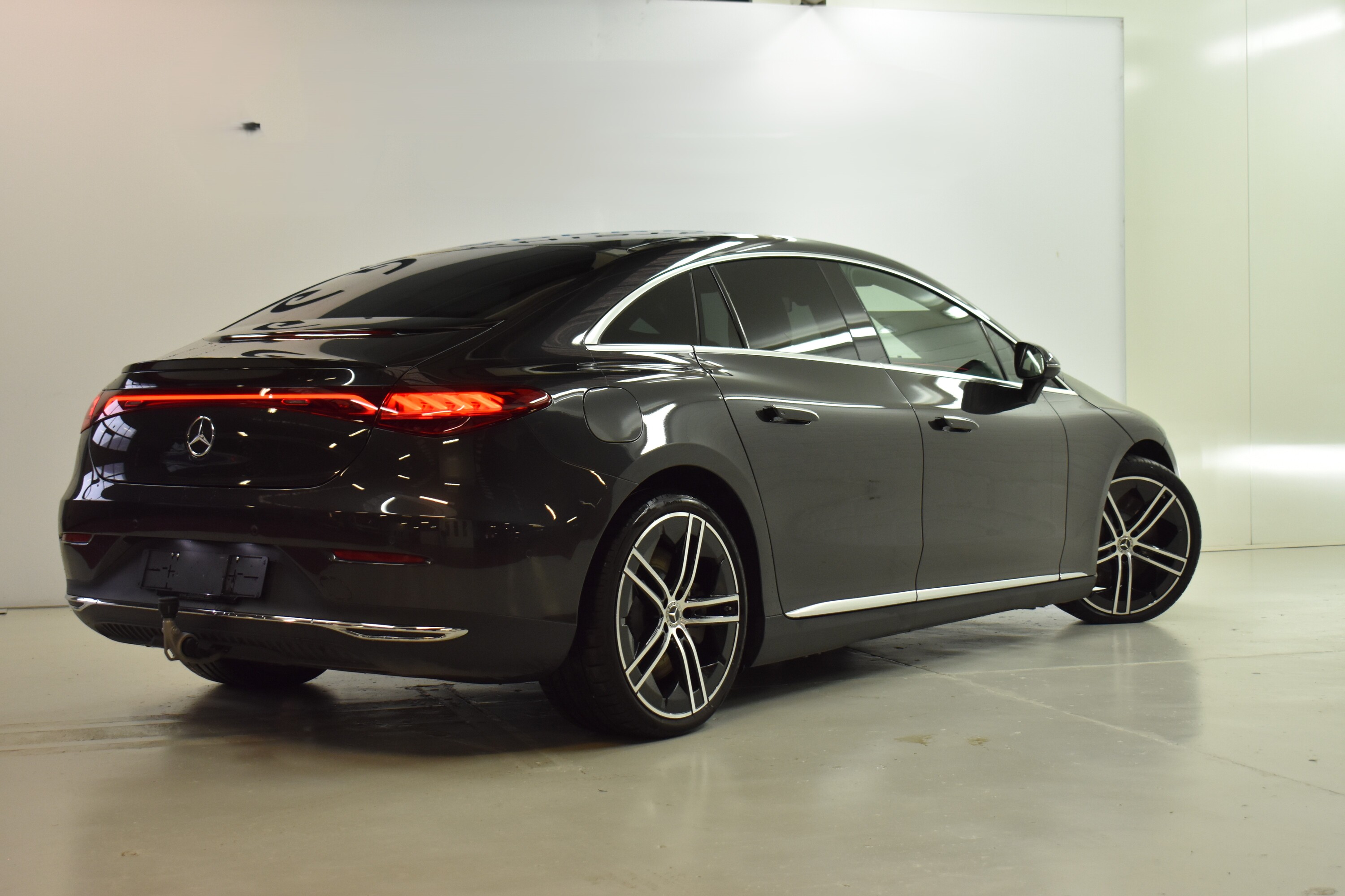 Vehicle gallery image 6