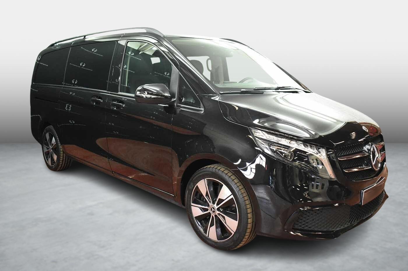Vehicle gallery image 2