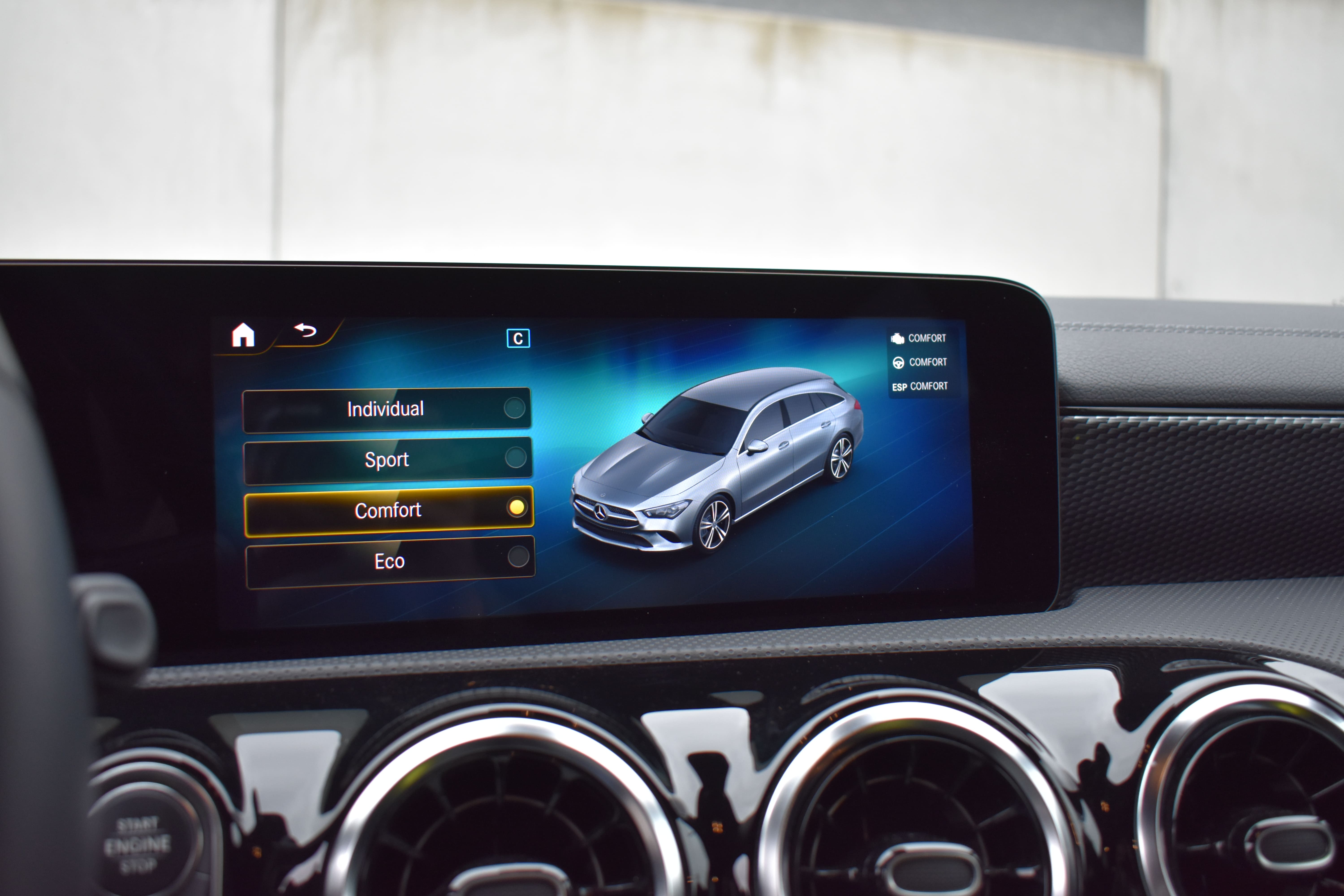 Vehicle gallery image 21