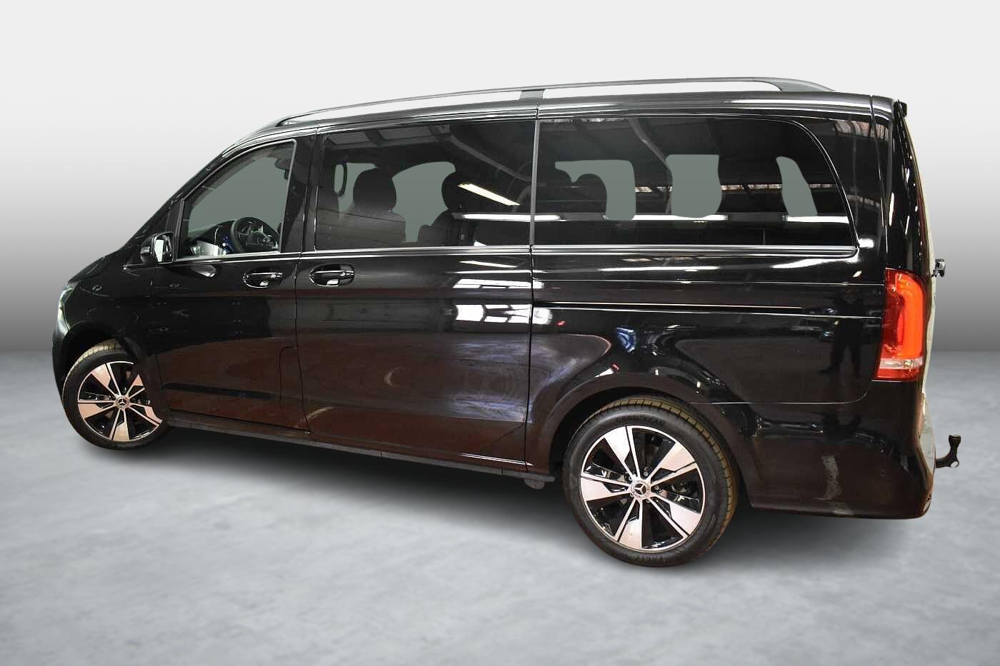 Vehicle gallery image 4