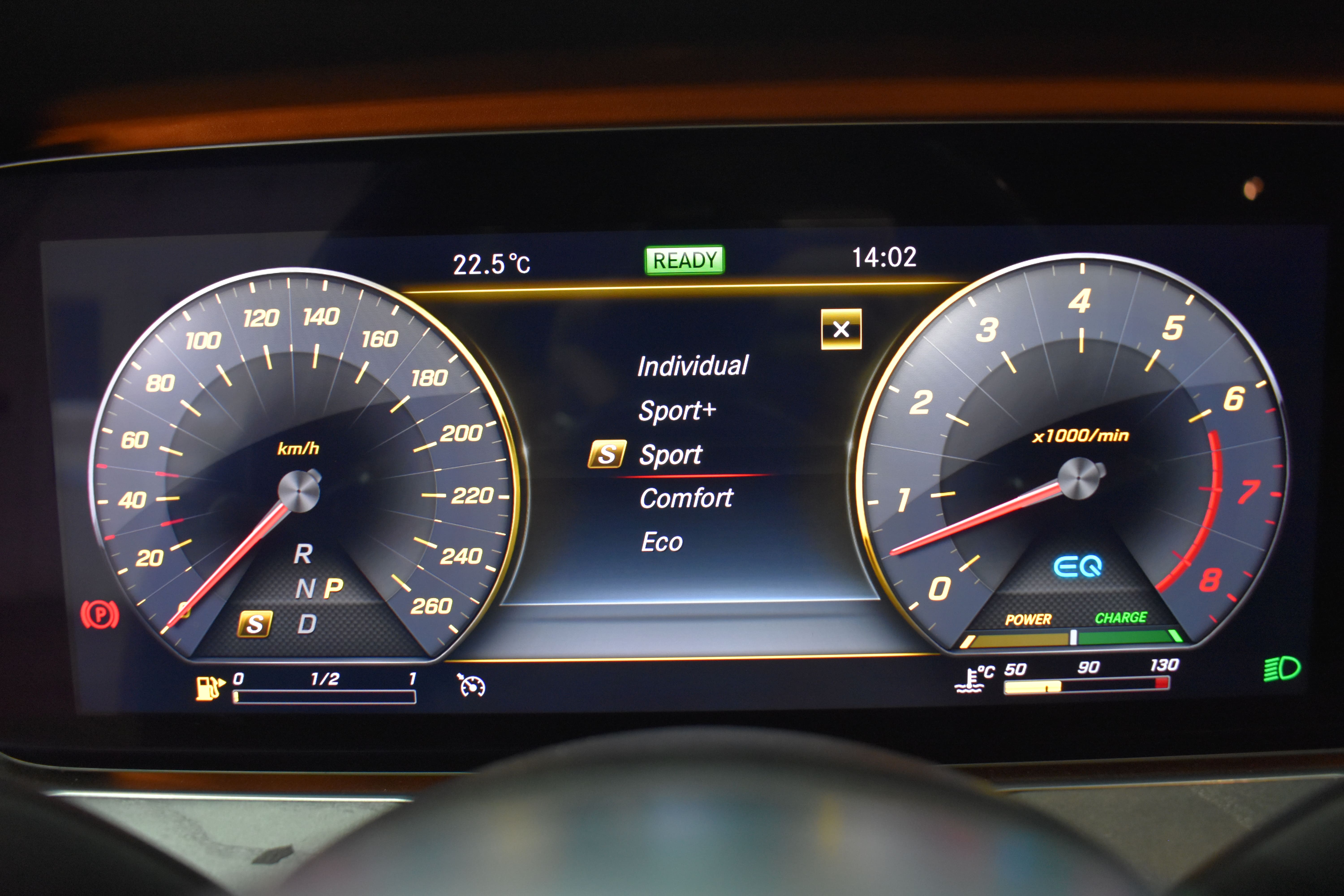 Vehicle gallery image 20