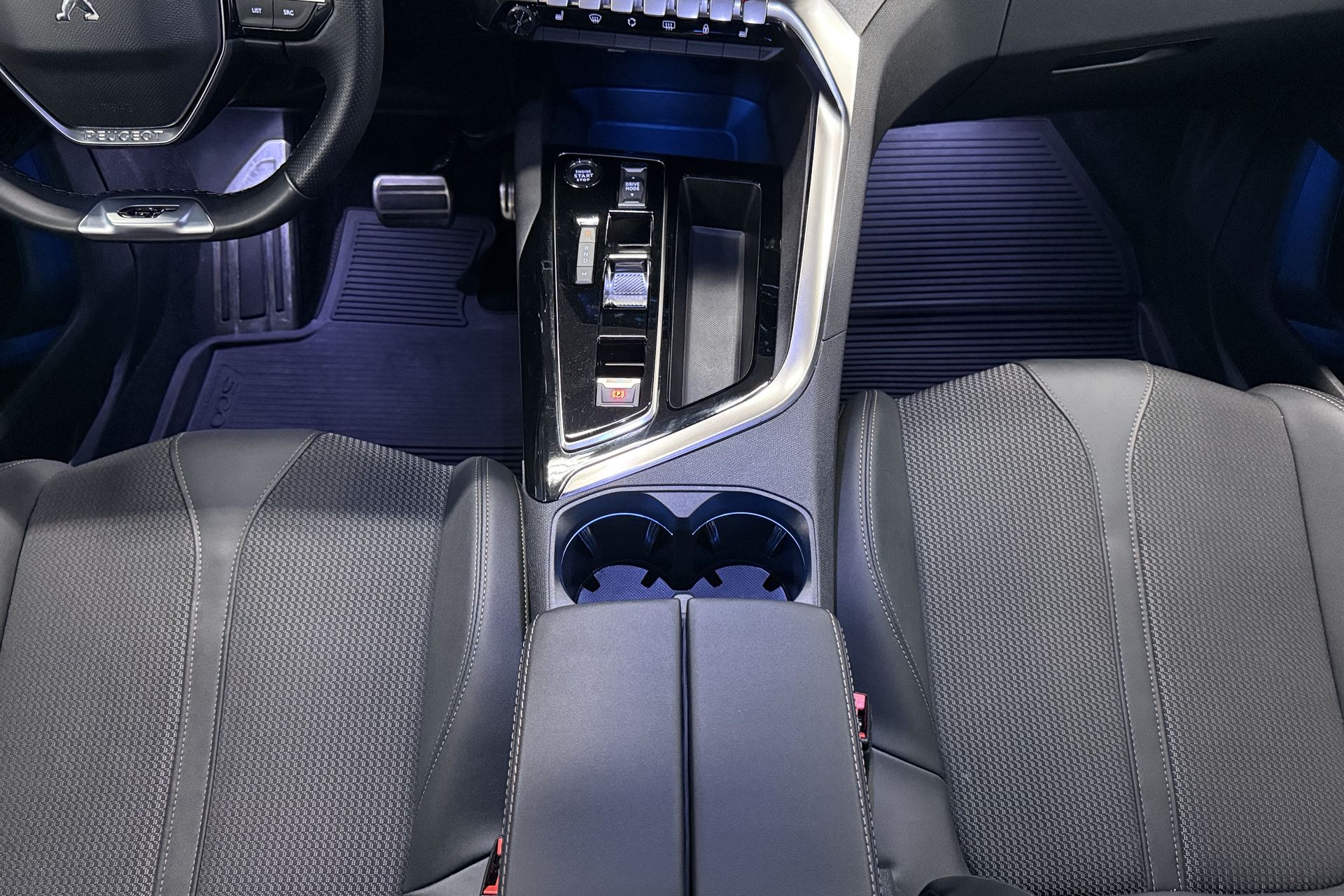 Vehicle gallery image 31