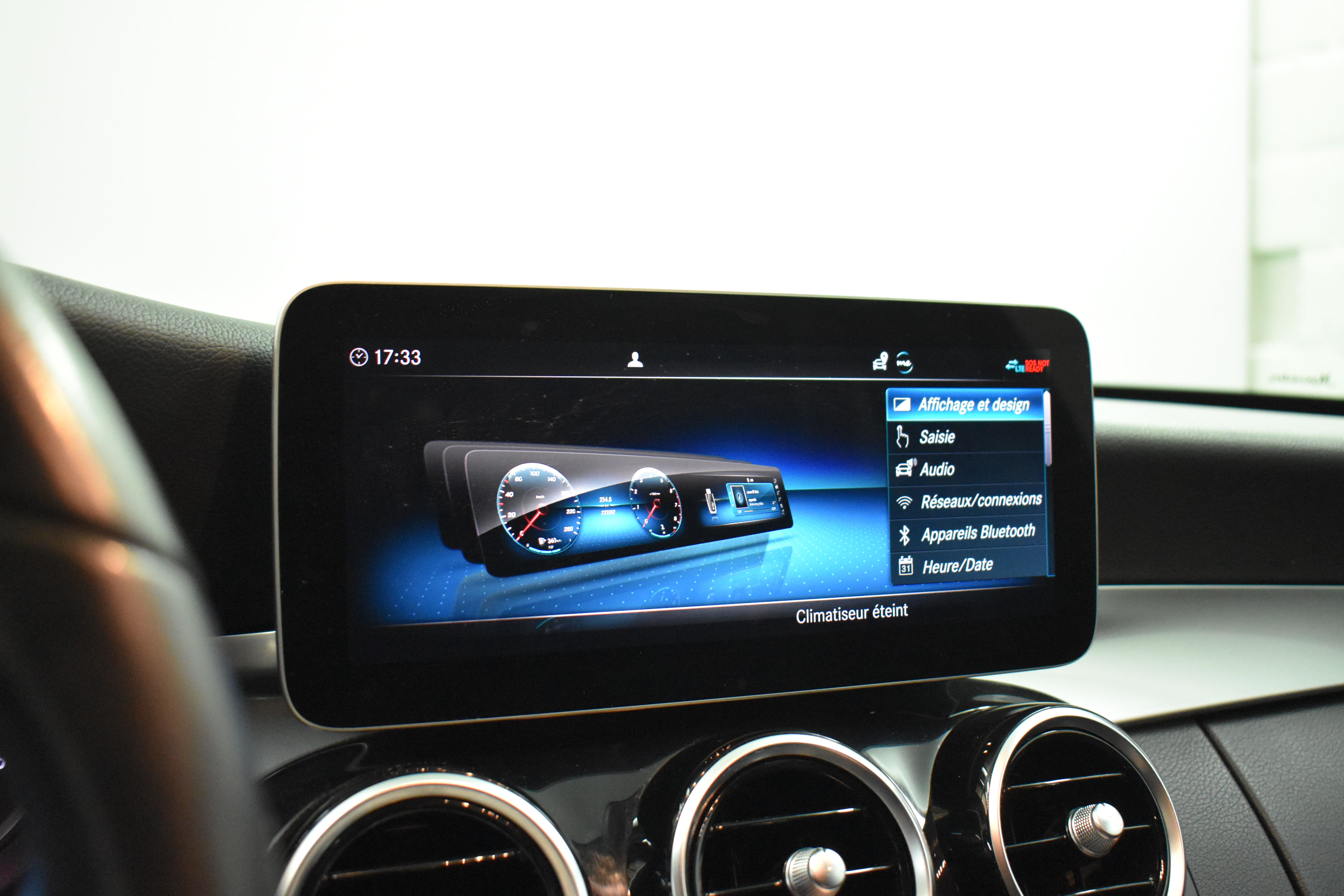 Vehicle gallery image 13