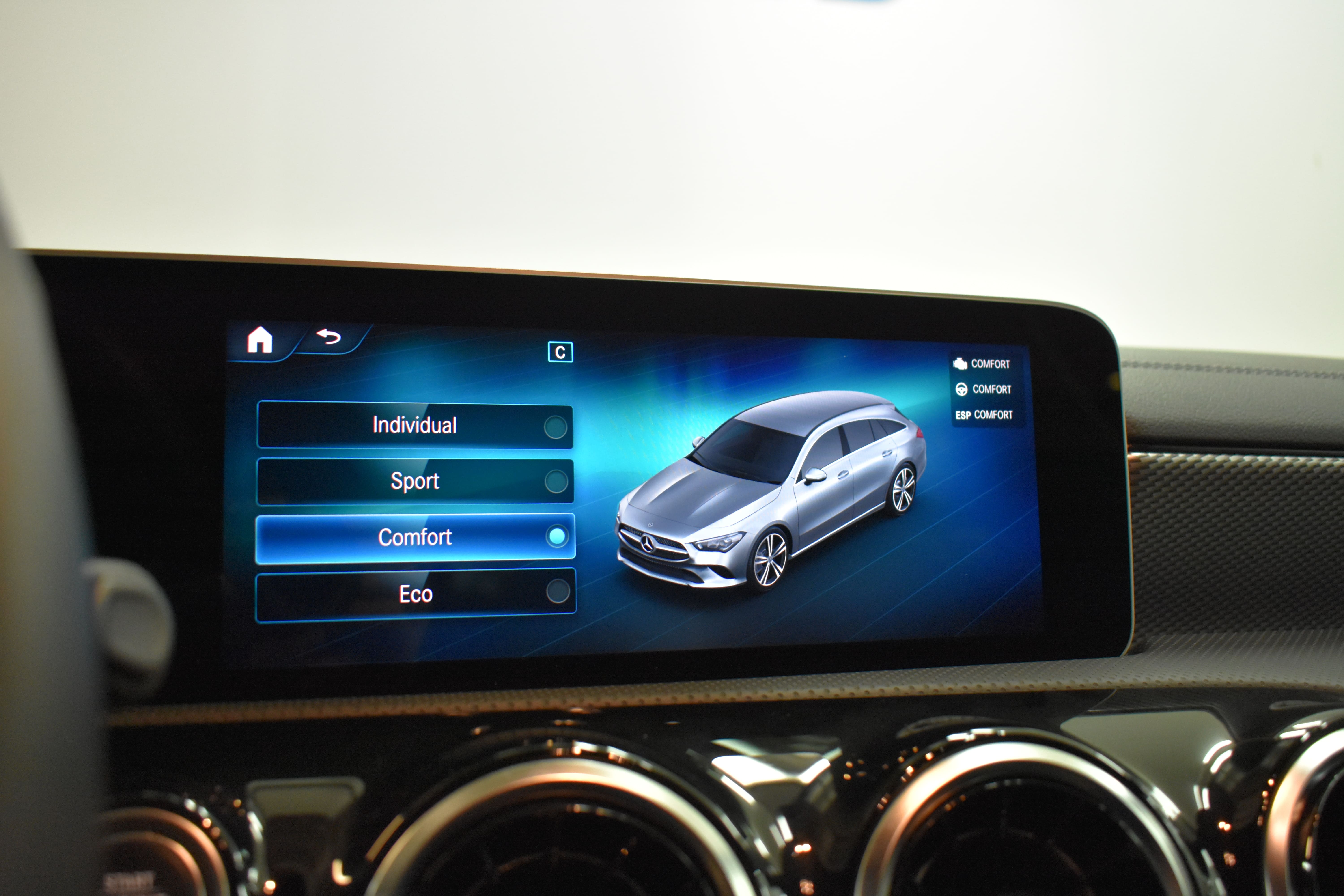Vehicle gallery image 25