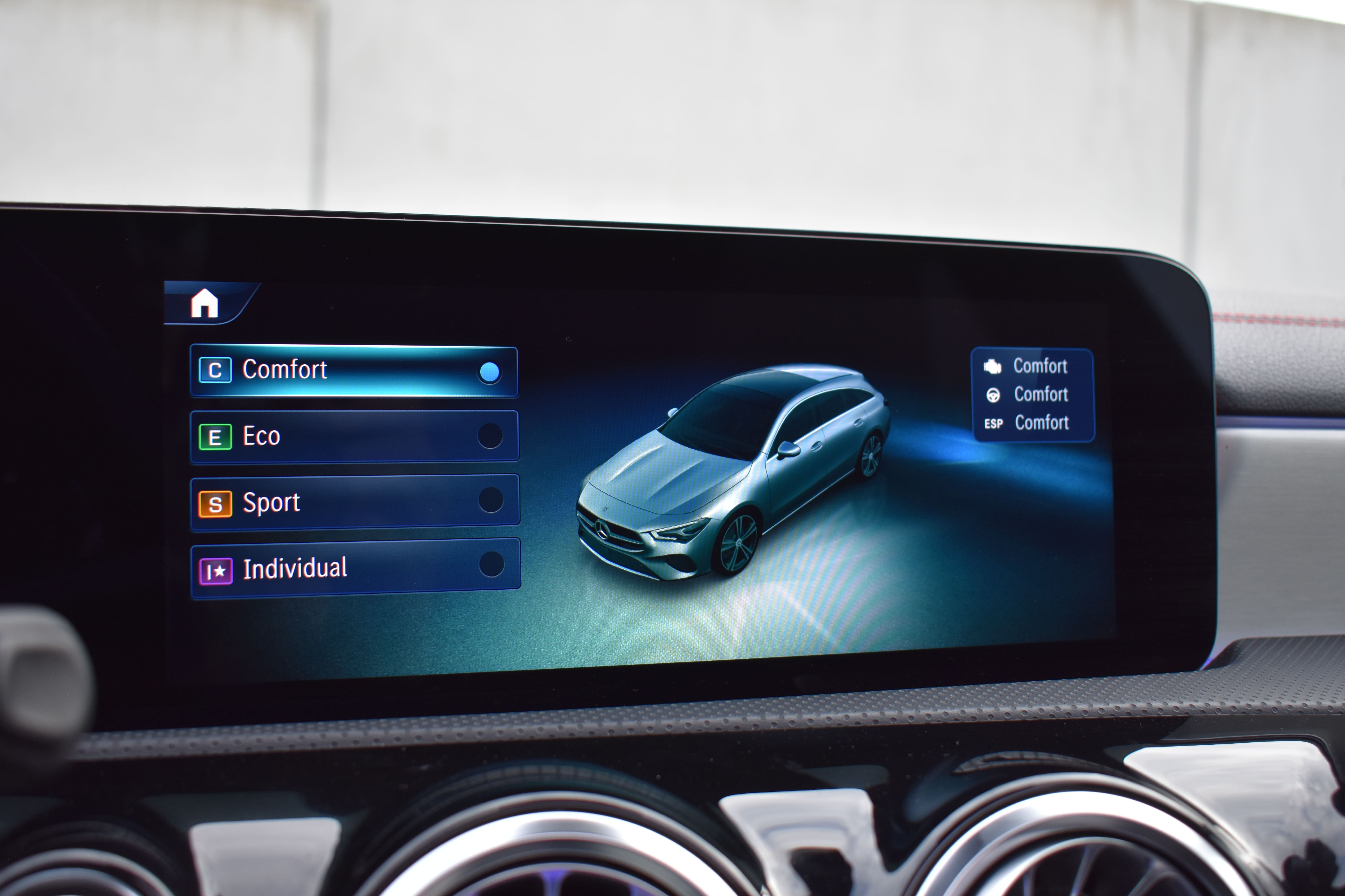 Vehicle gallery image 27