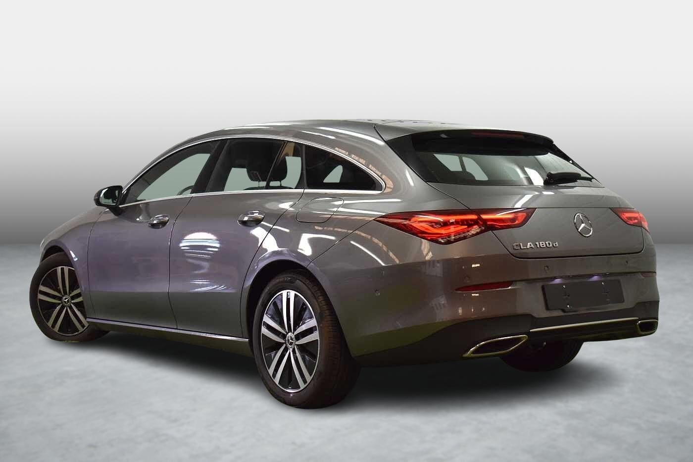 Vehicle gallery image 4