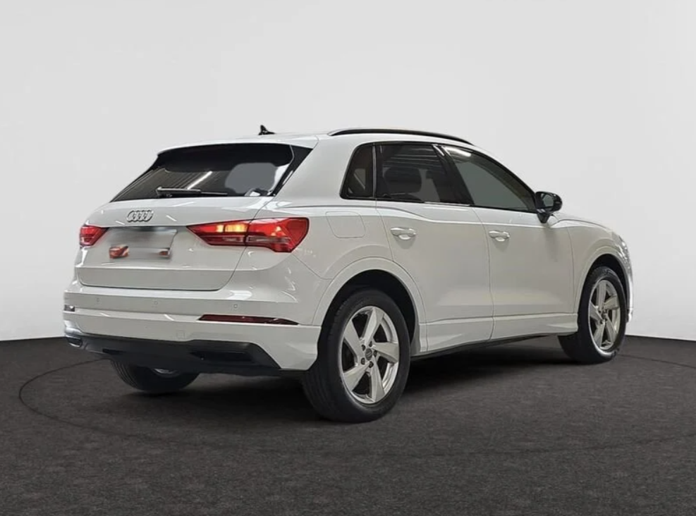 Vehicle gallery image 7