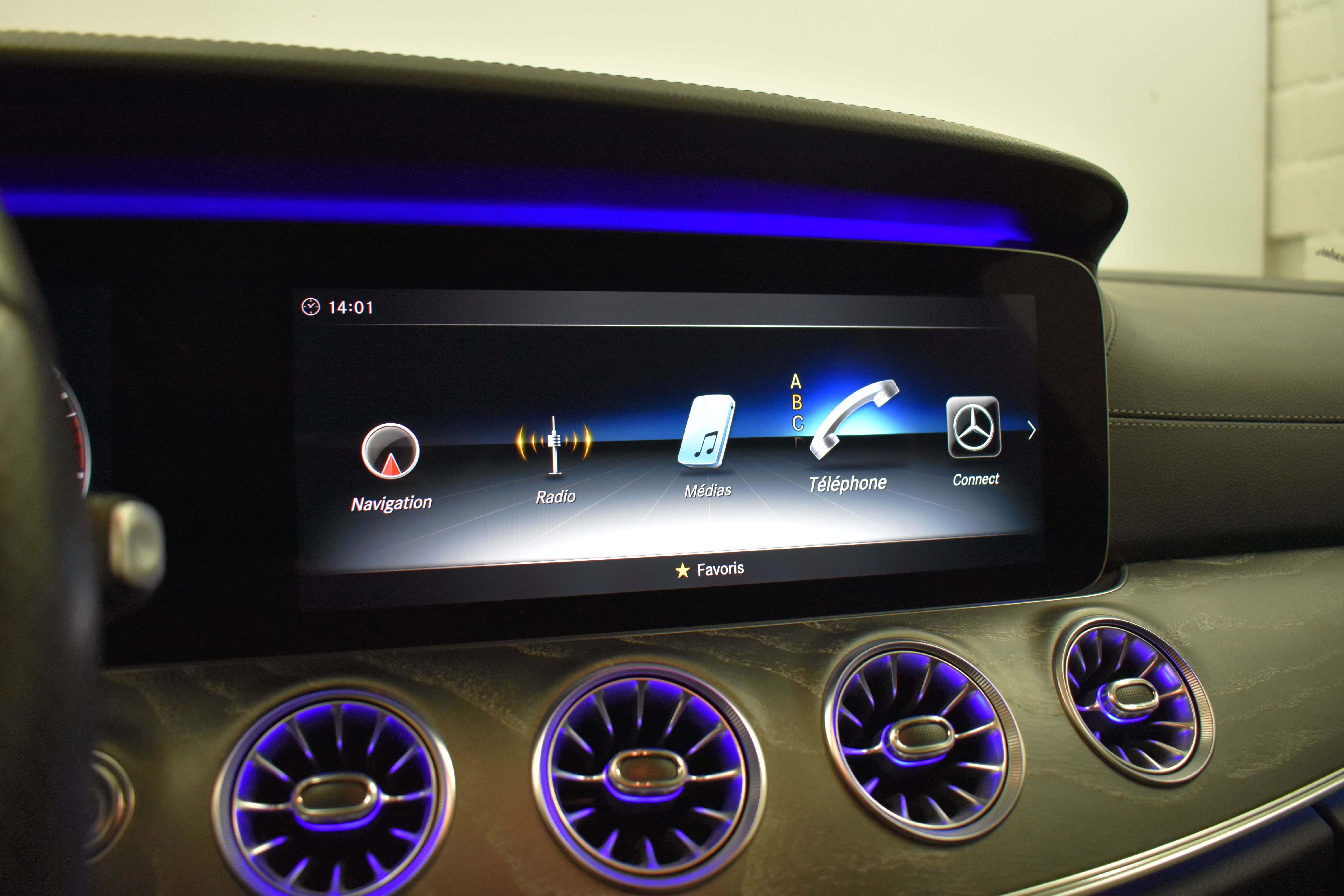 Vehicle gallery image 18