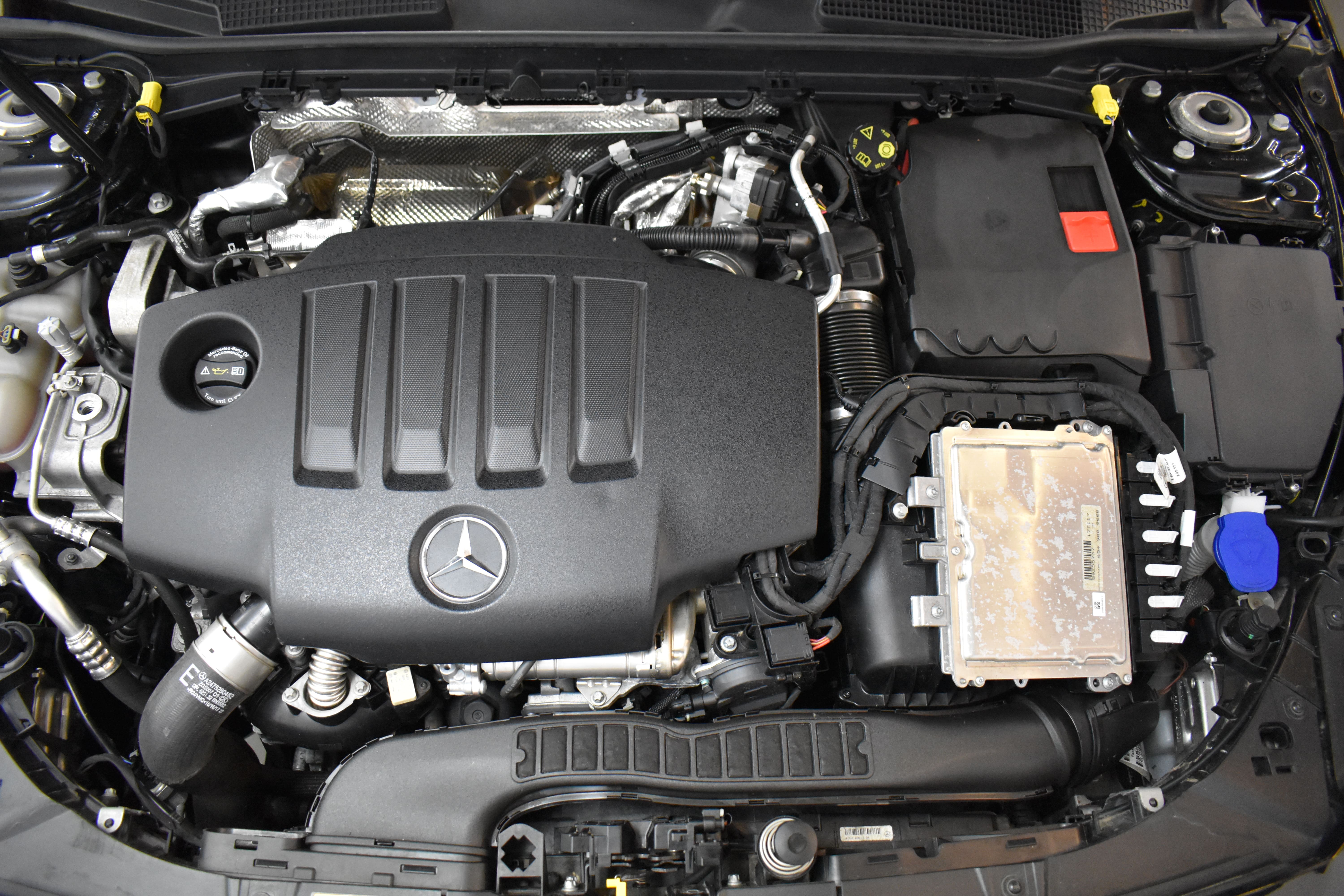 Vehicle gallery image 20