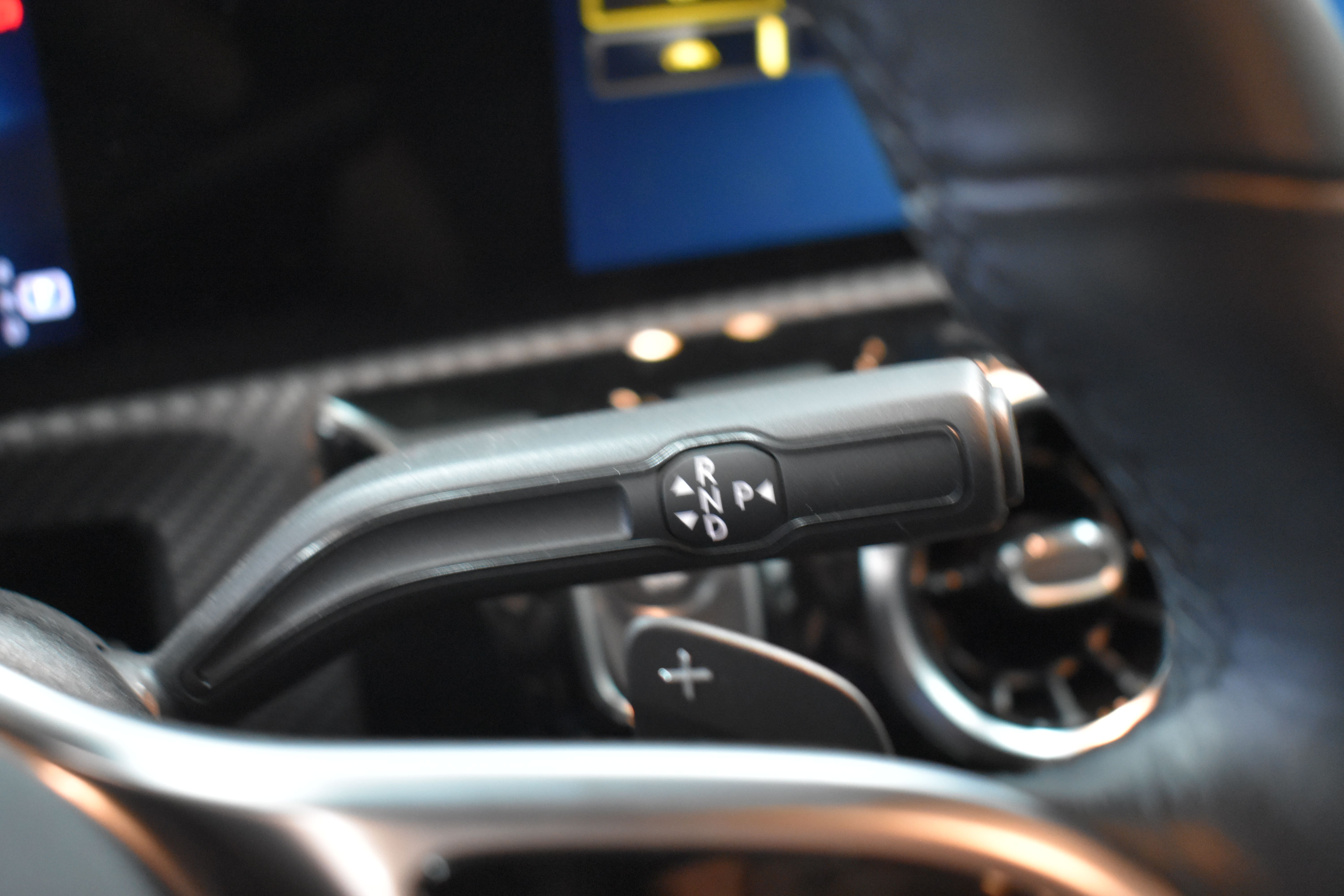 Vehicle gallery image 21