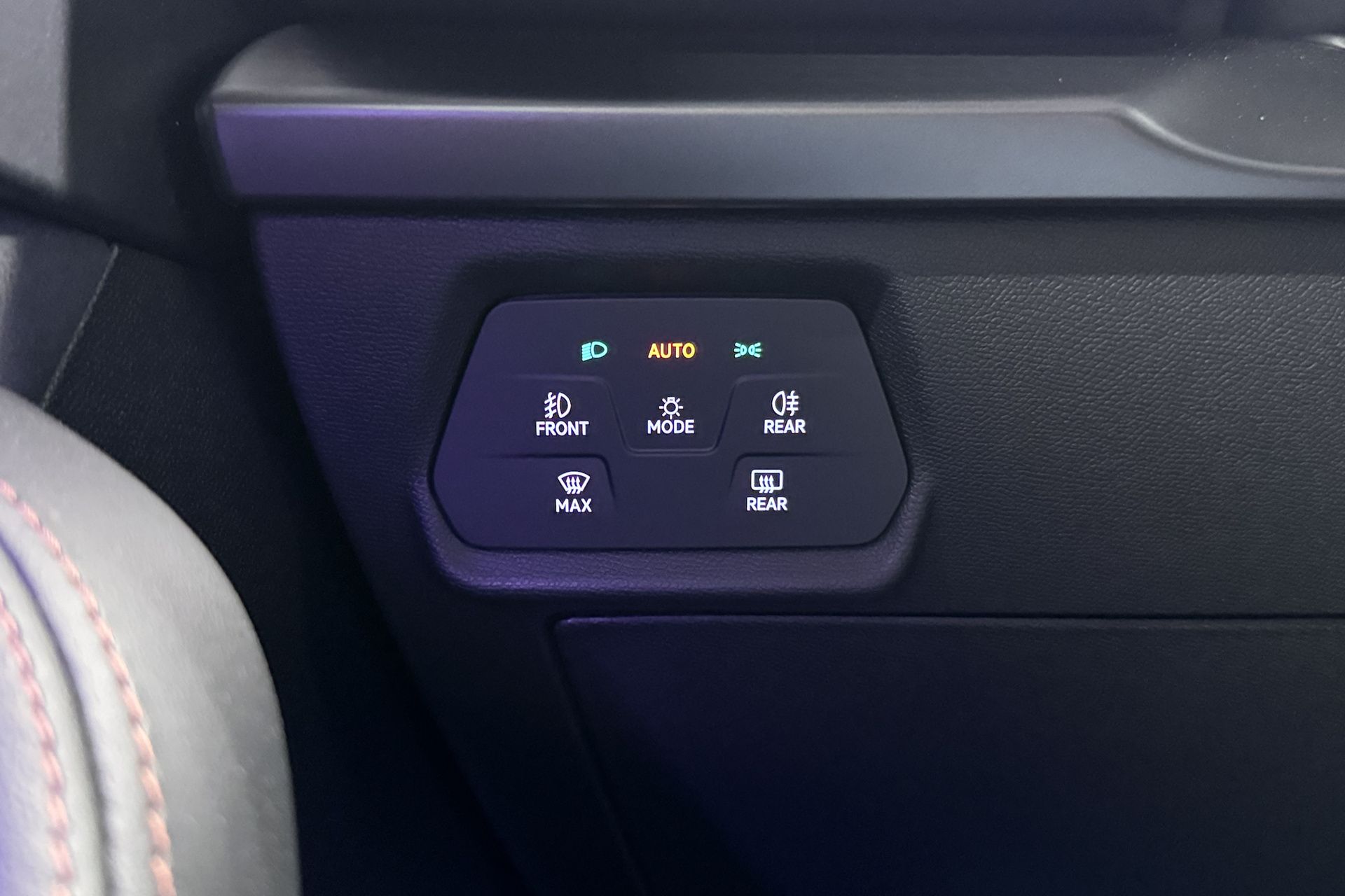 Vehicle gallery image 33