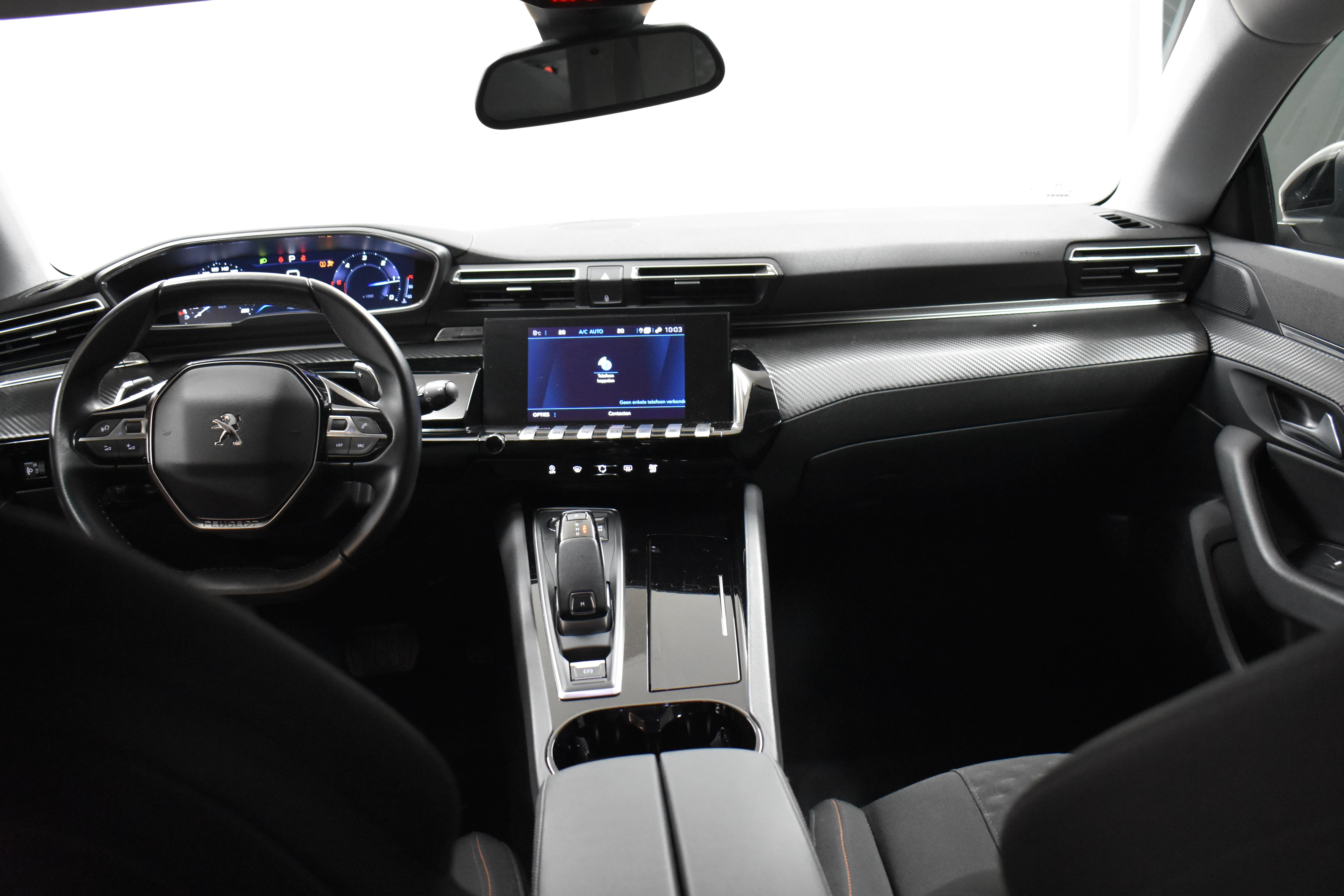 Vehicle gallery image 4