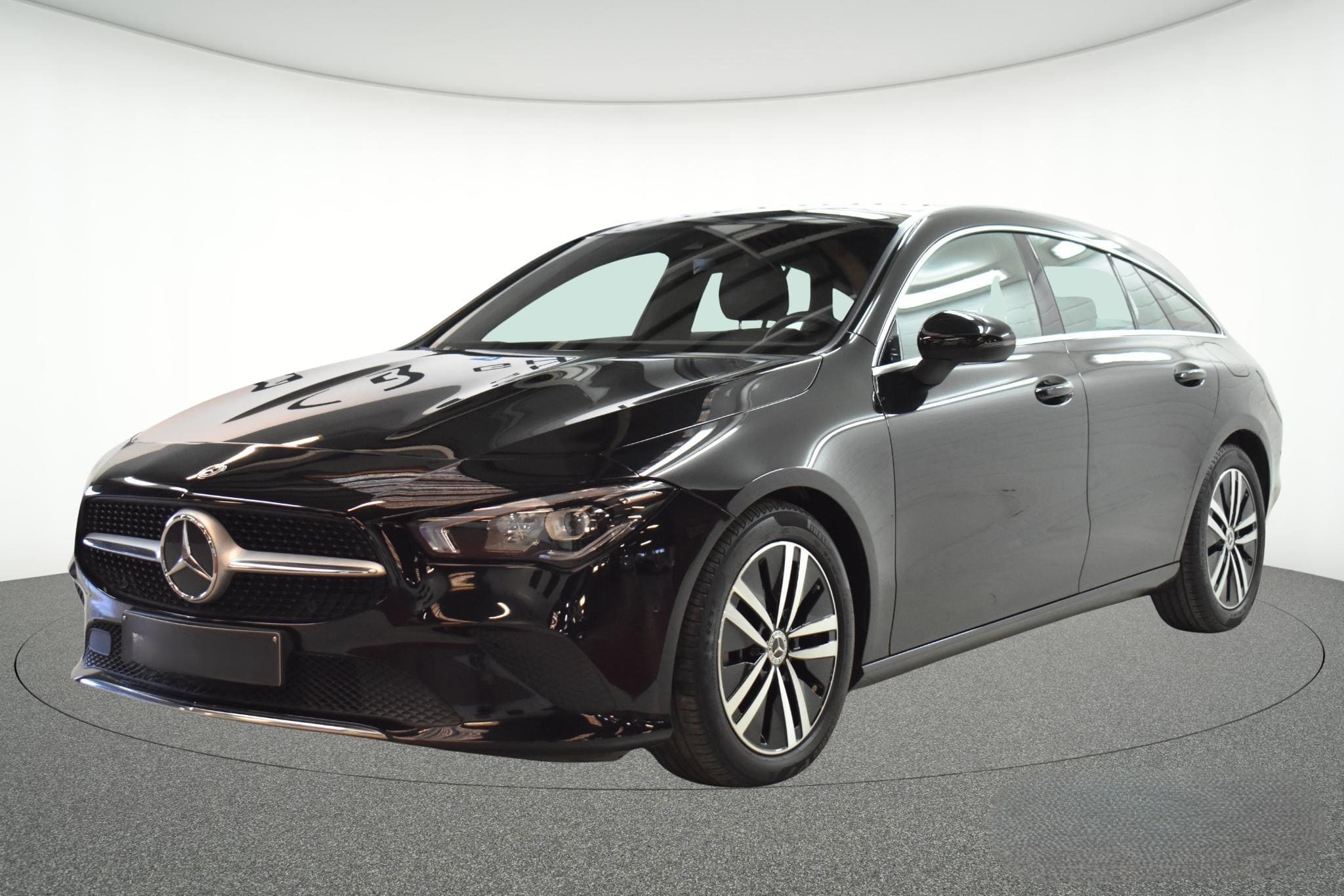 Vehicle gallery image 1