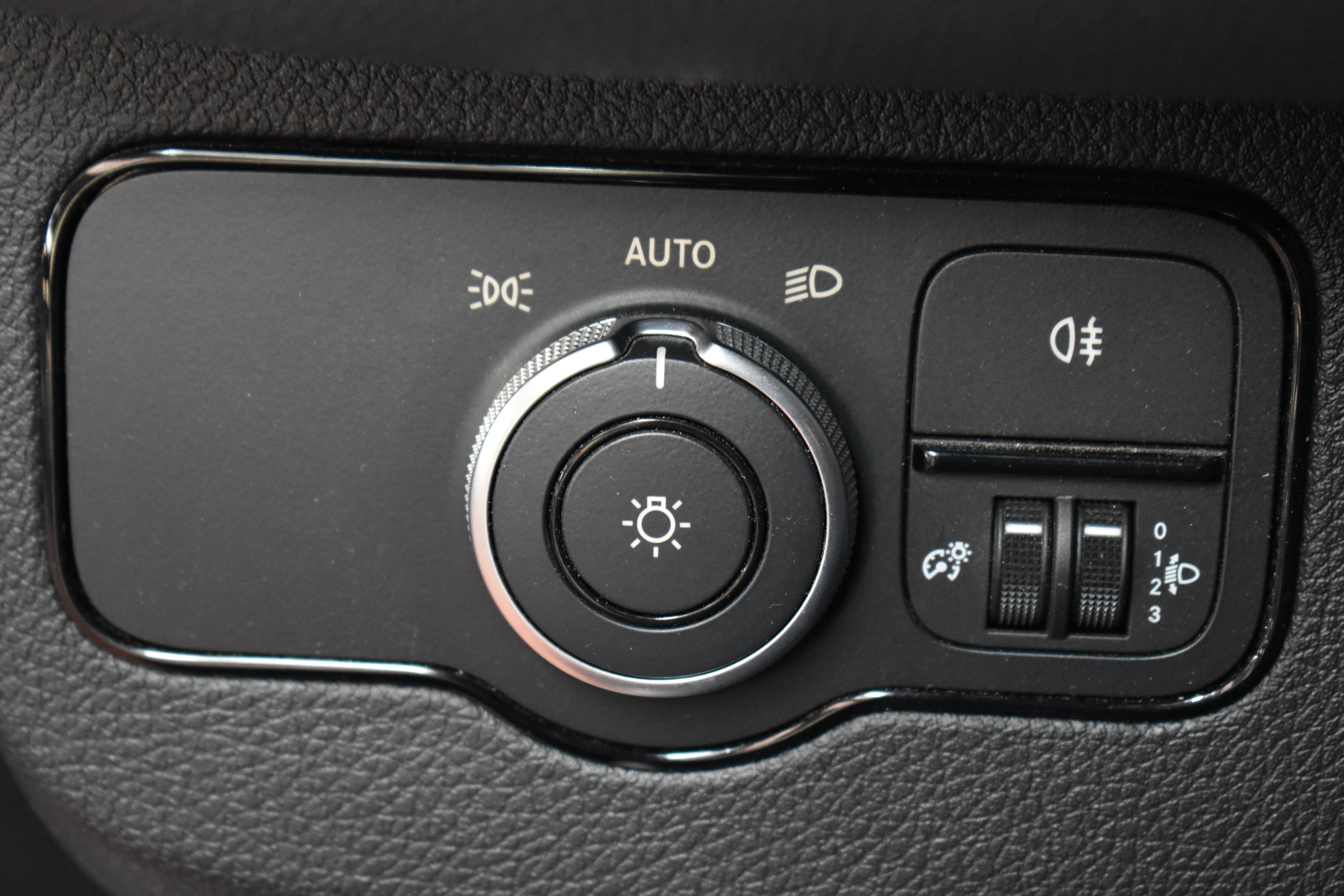 Vehicle gallery image 7