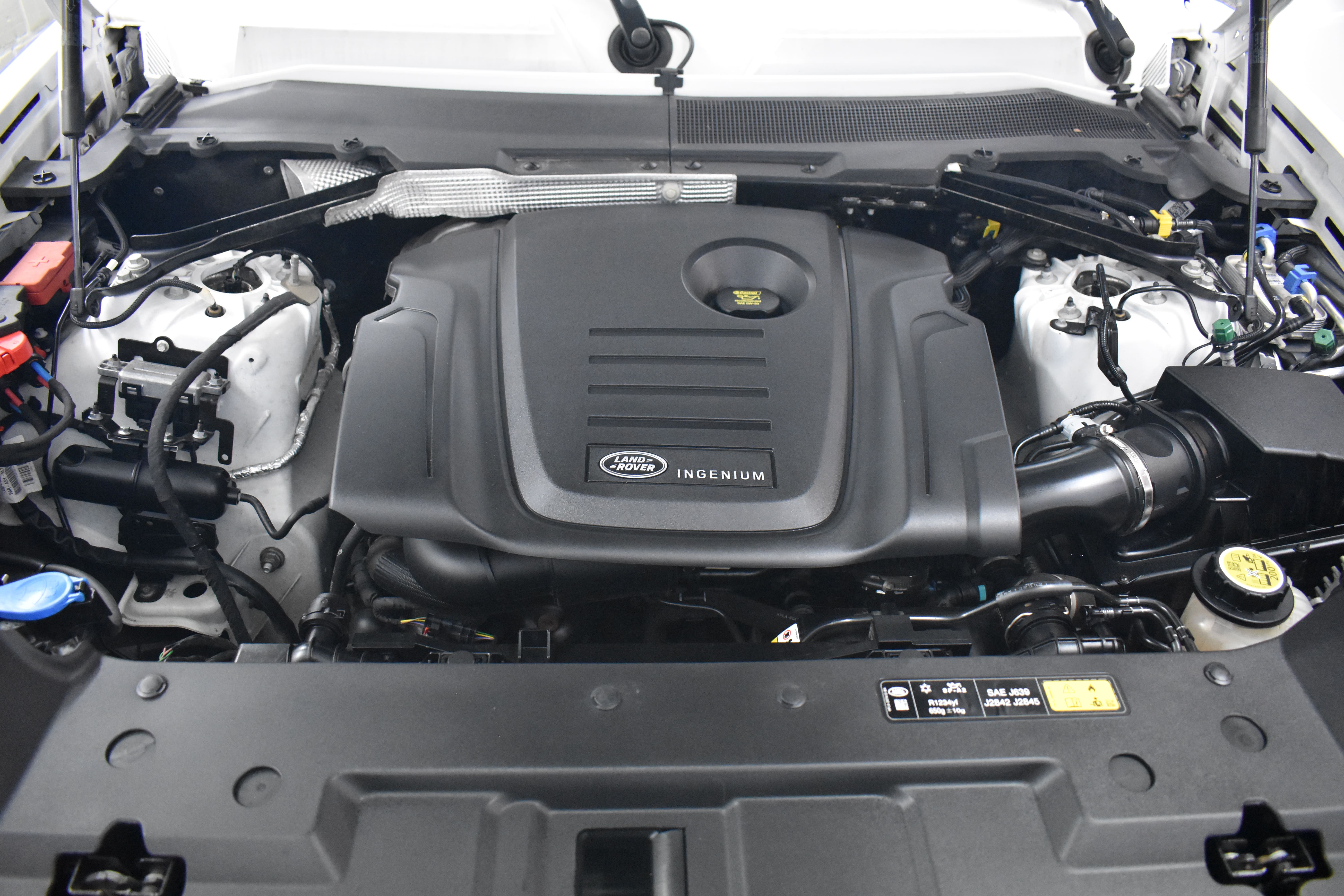 Vehicle gallery image 5