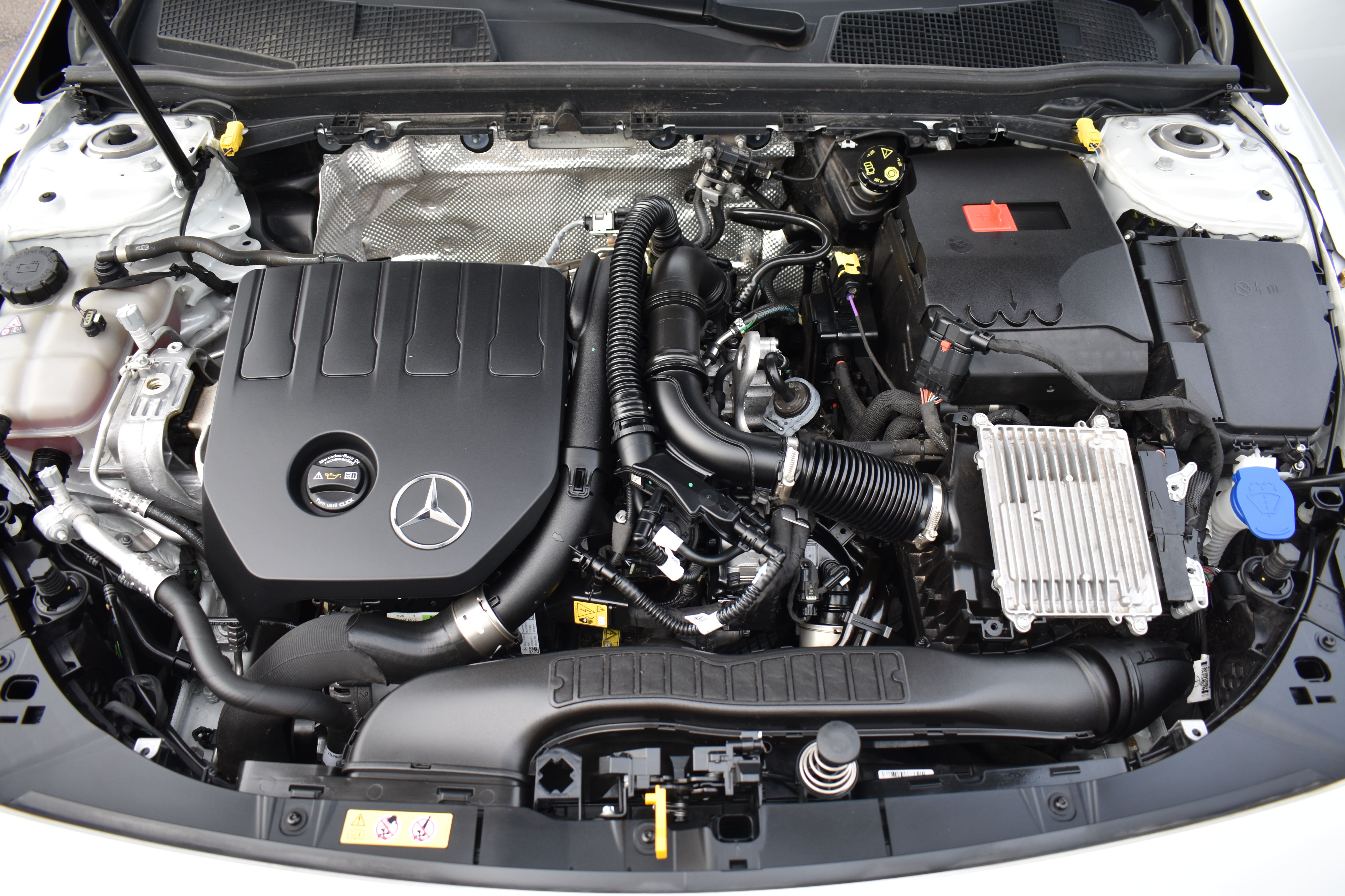 Vehicle gallery image 15