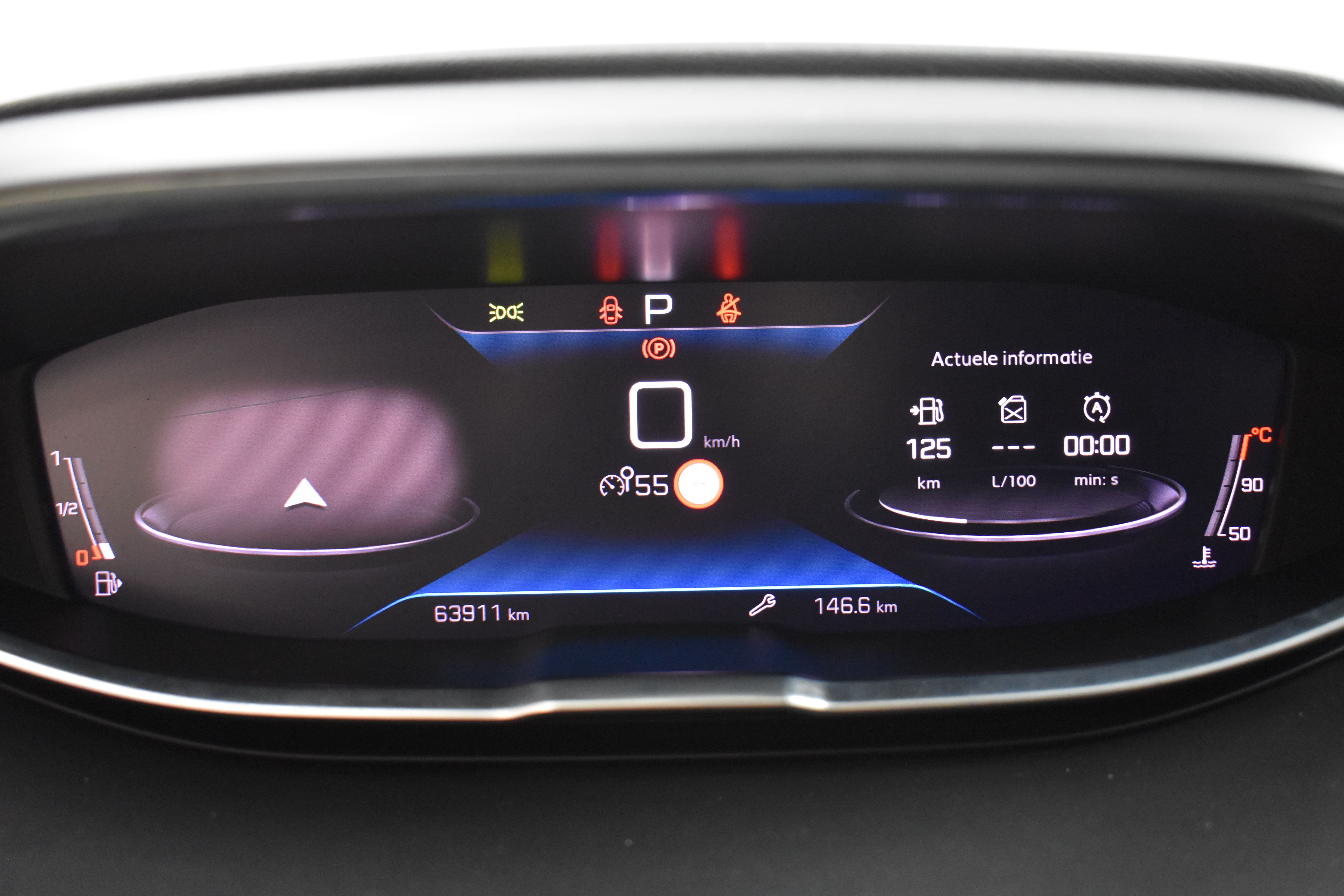 Vehicle gallery image 10
