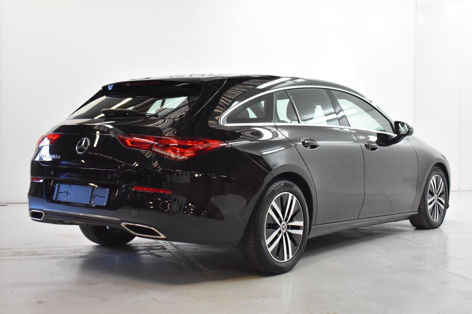 Vehicle gallery image 6