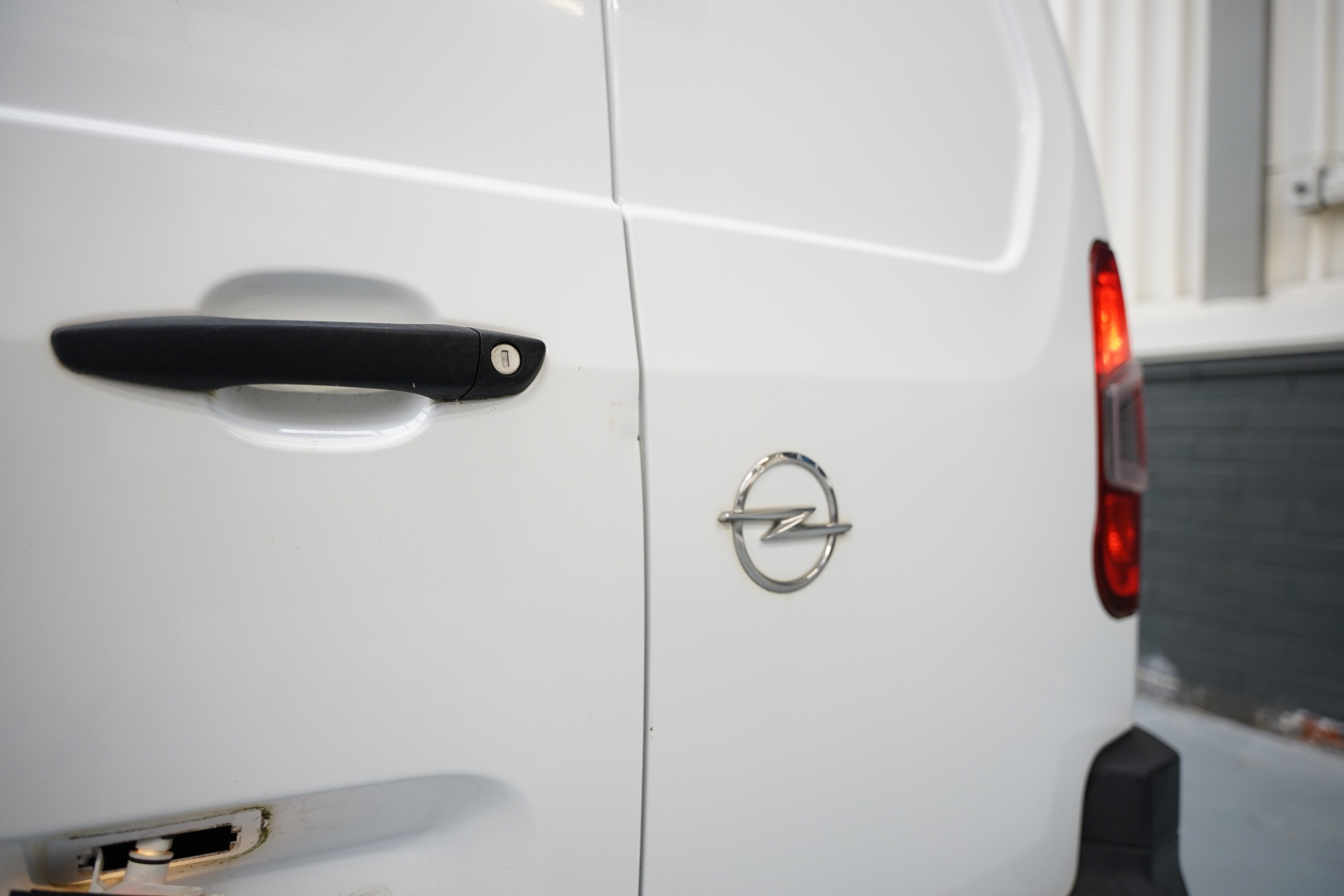 Vehicle gallery image 21