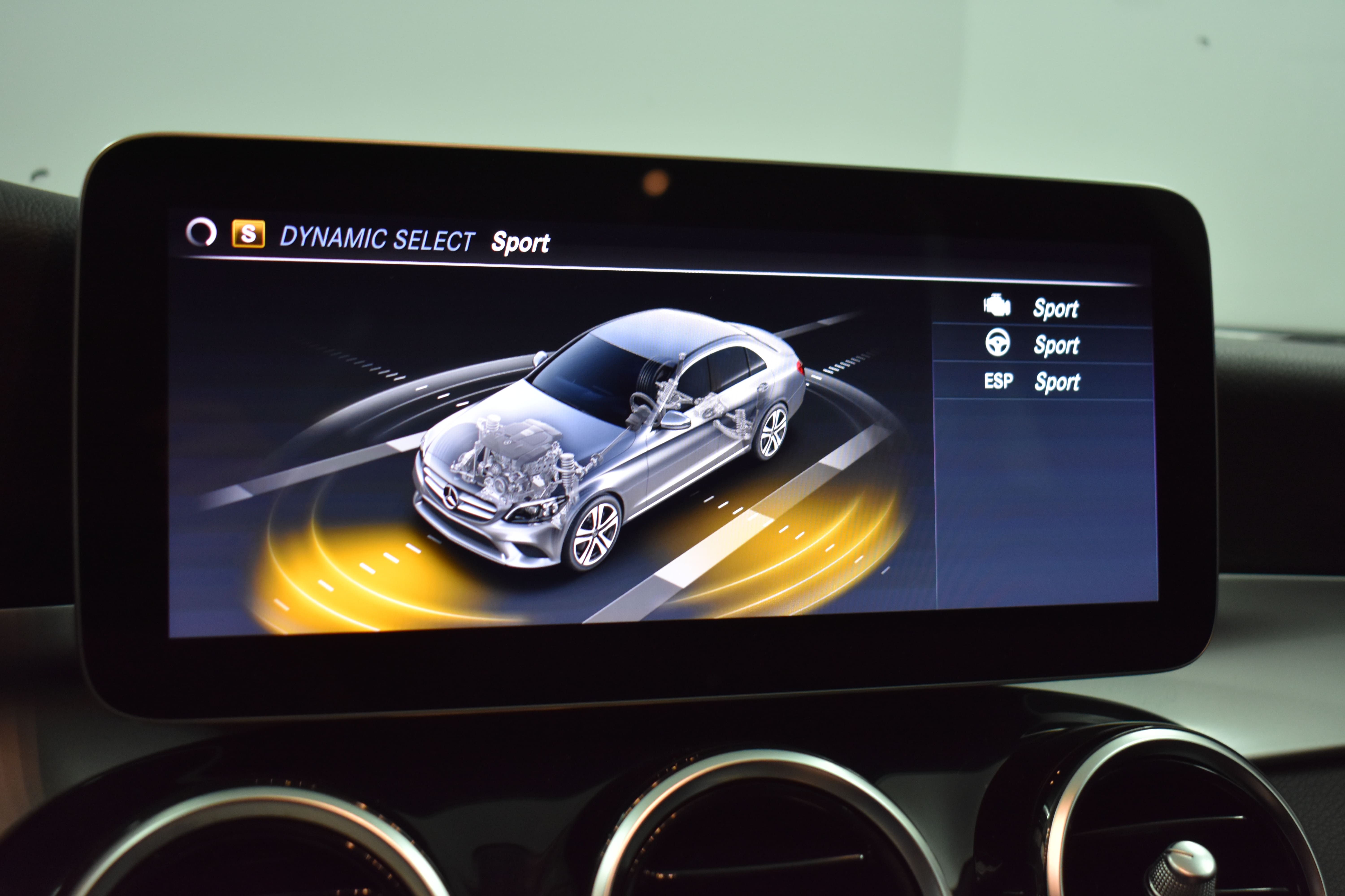 Vehicle gallery image 12