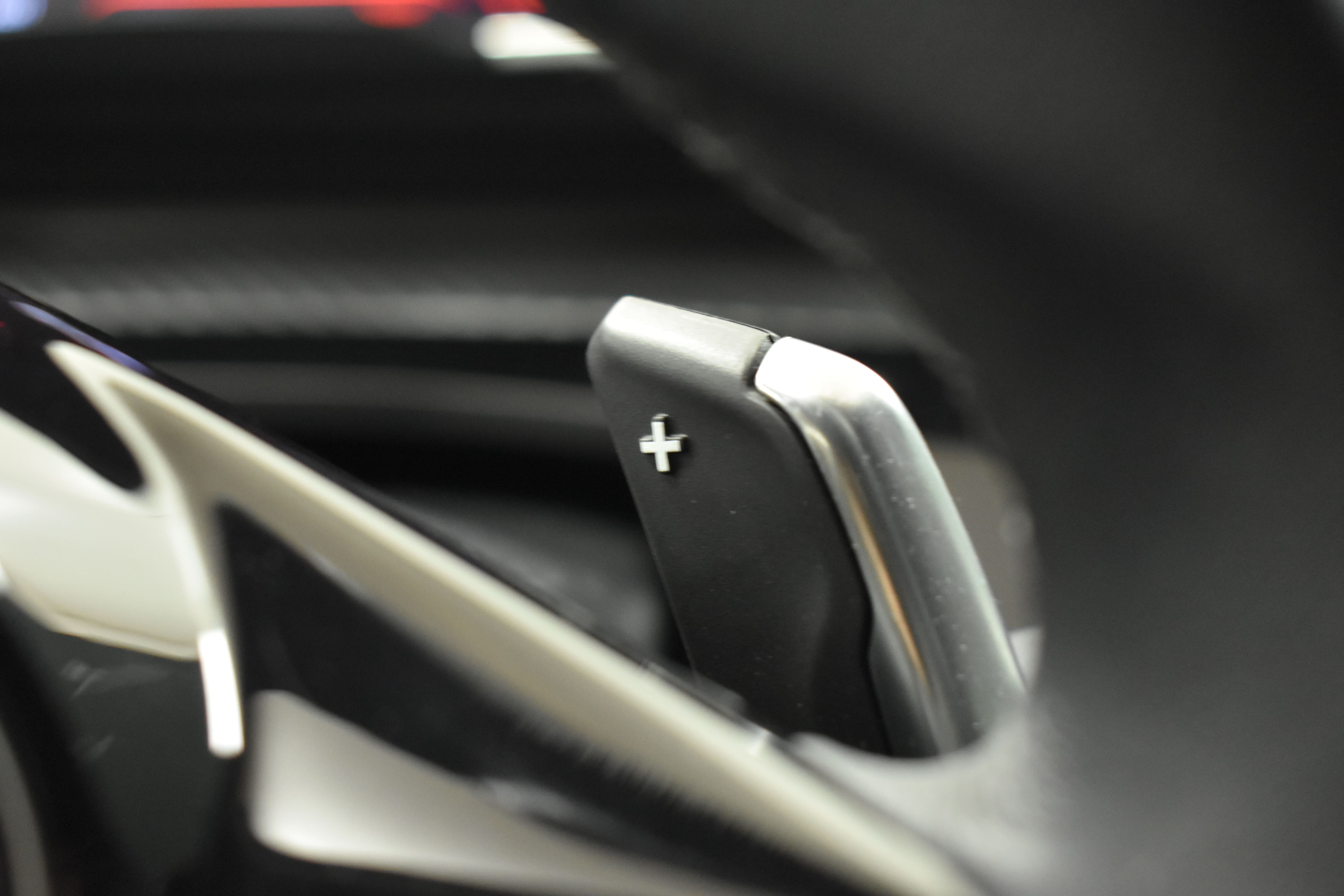 Vehicle gallery image 14