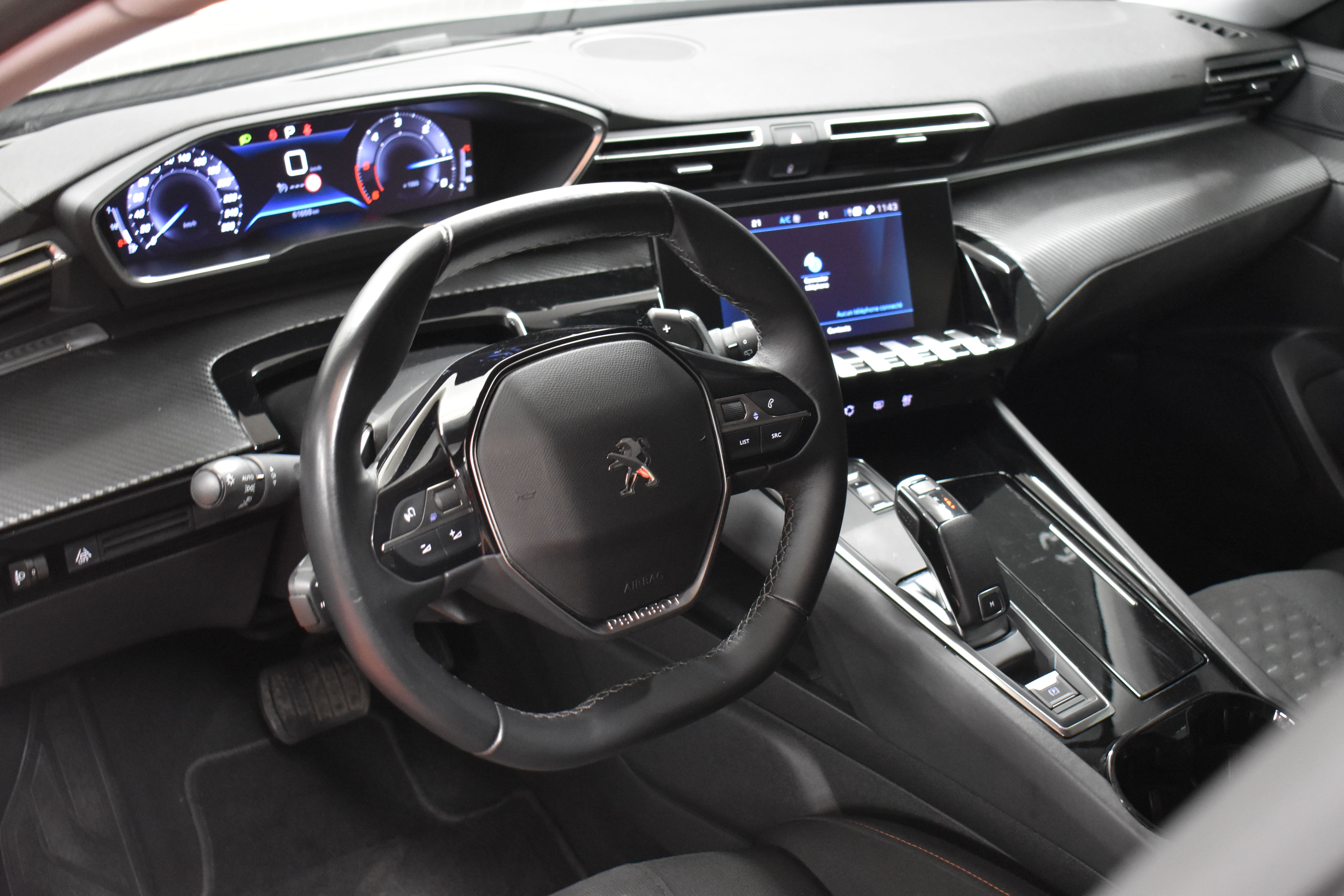 Vehicle gallery image 4