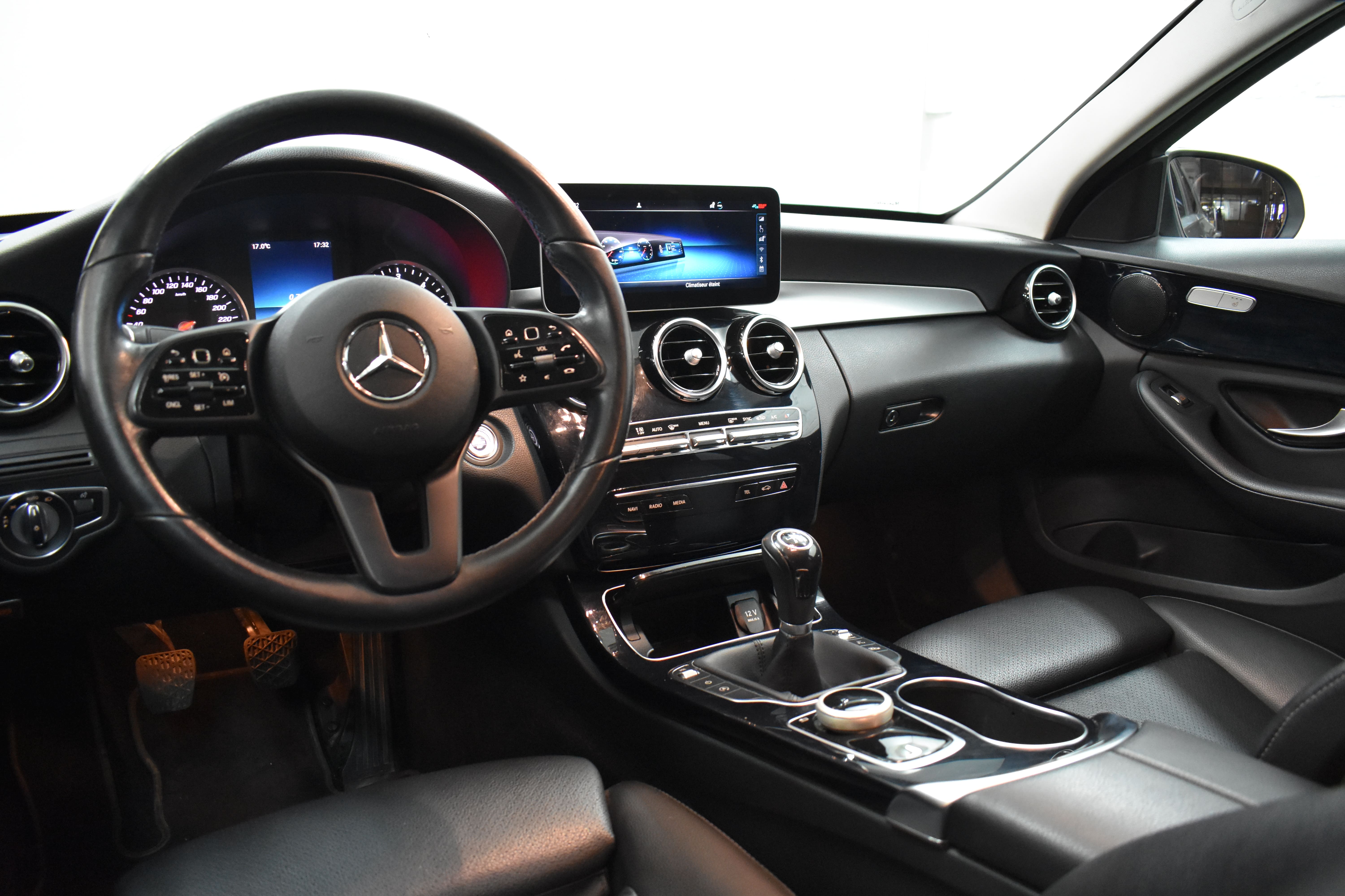 Vehicle gallery image 7
