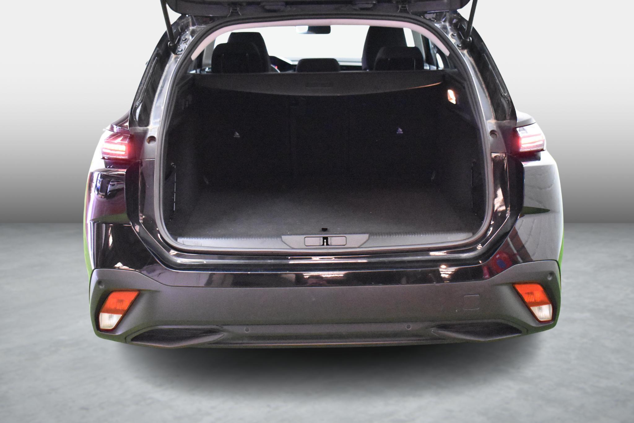 Vehicle gallery image 5