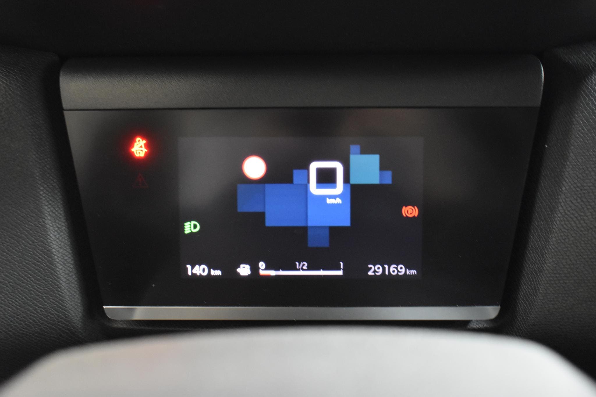 Vehicle gallery image 10