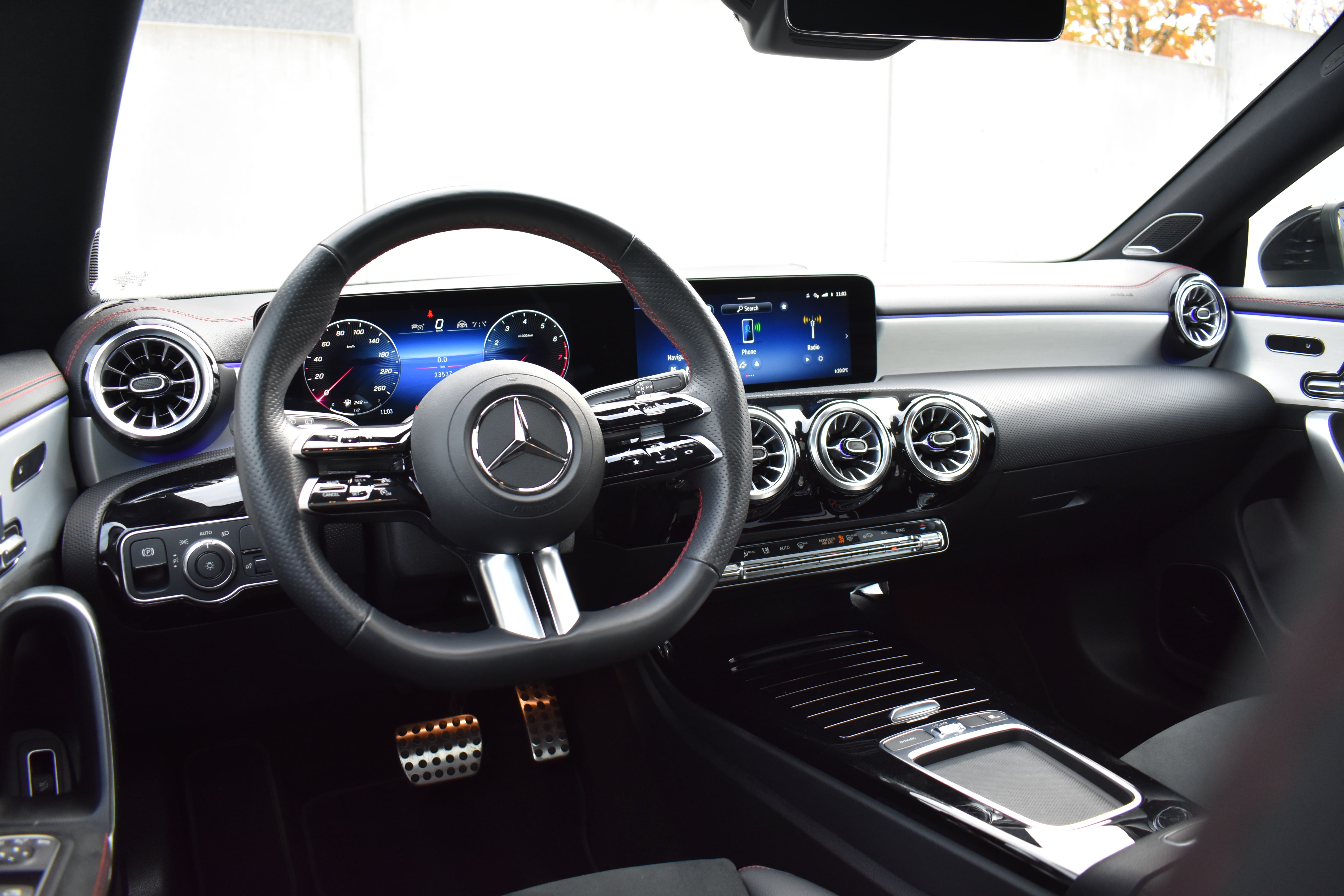 Vehicle gallery image 13