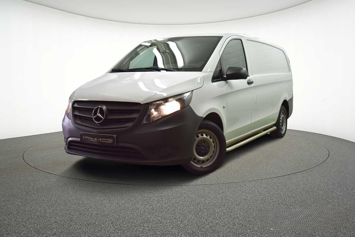 Vehicle gallery image 1
