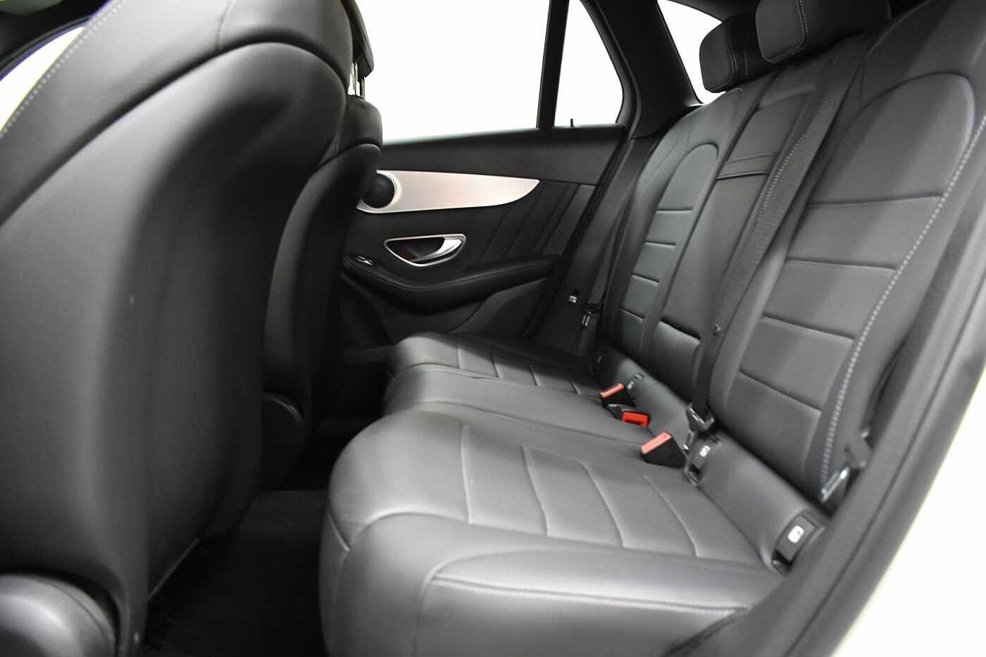 Vehicle gallery image 6